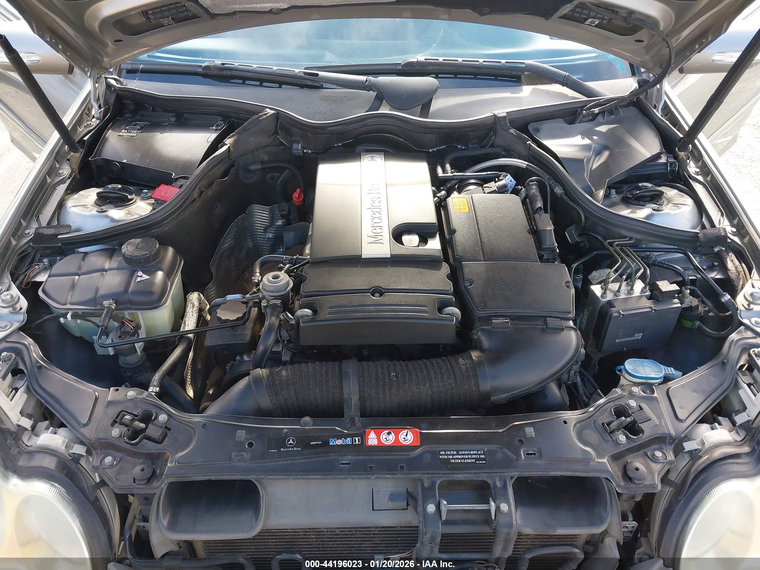 MERCEDES-BENZ C image 10