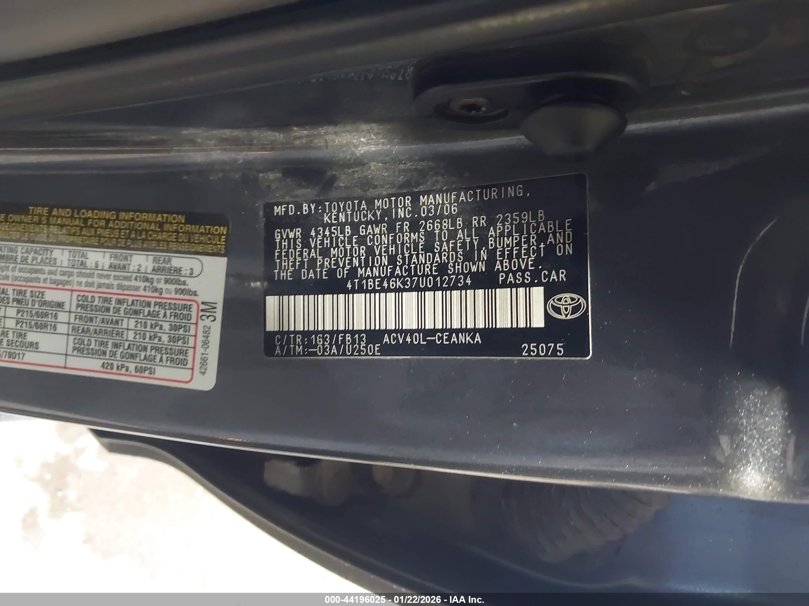 TOYOTA CAMRY image 9