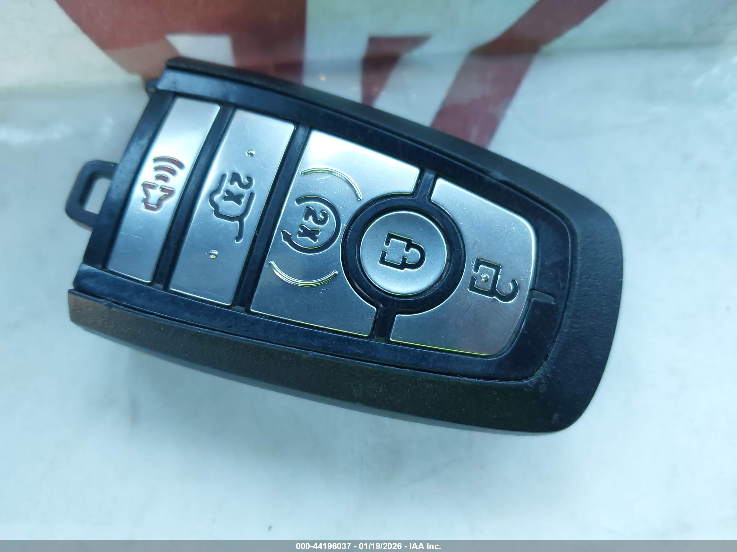 FORD EDGE image 11