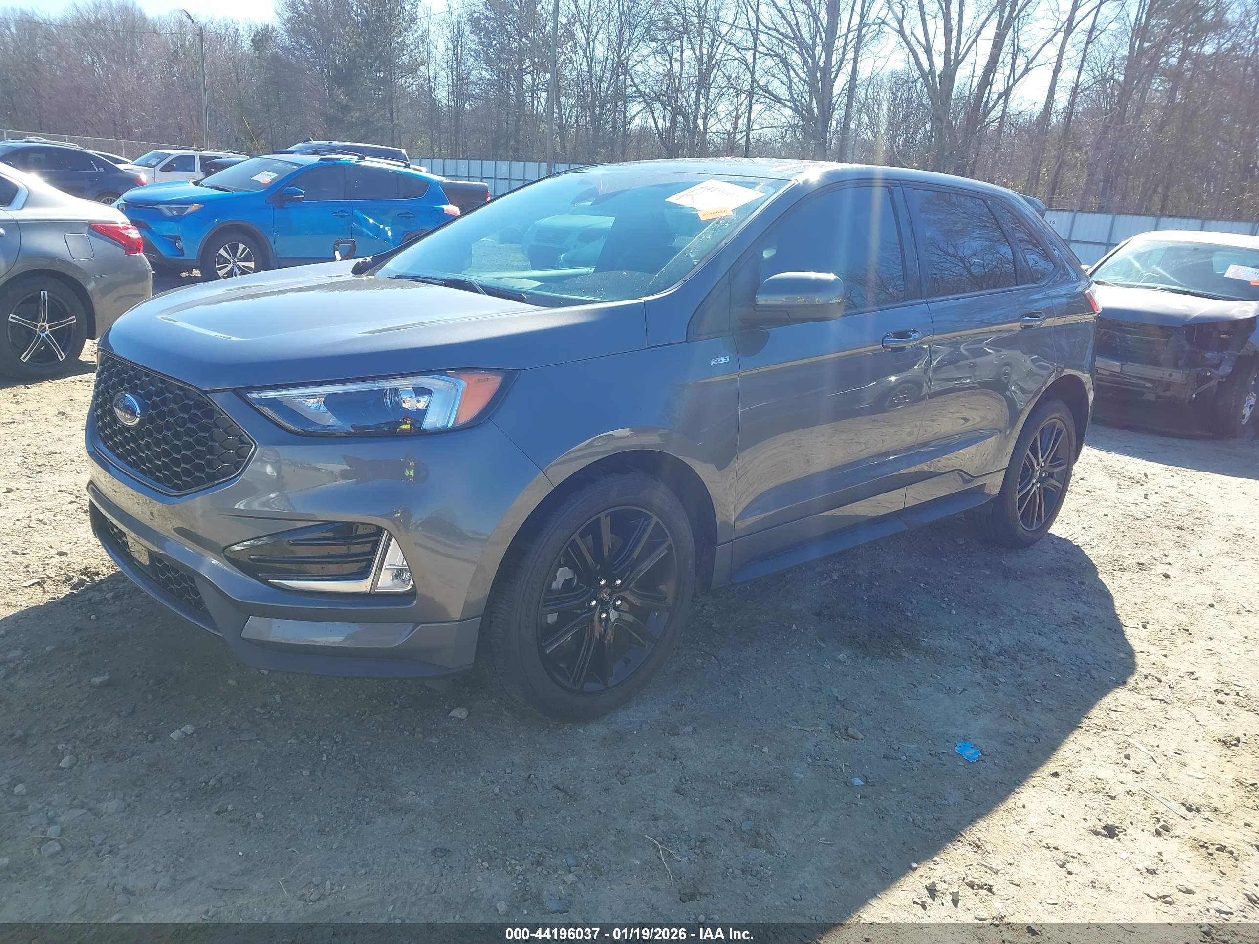FORD EDGE image 2