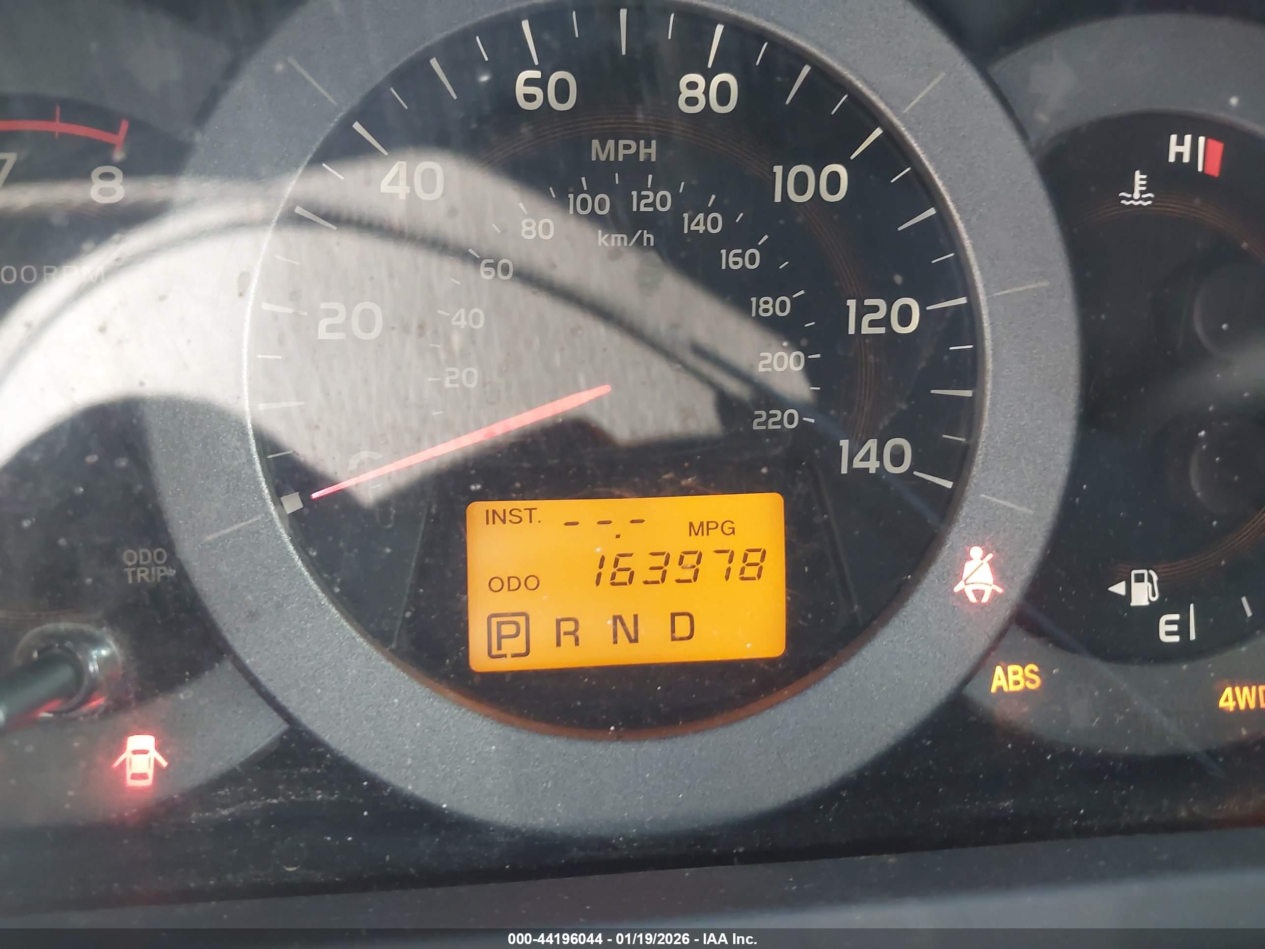 TOYOTA RAV4 image 7