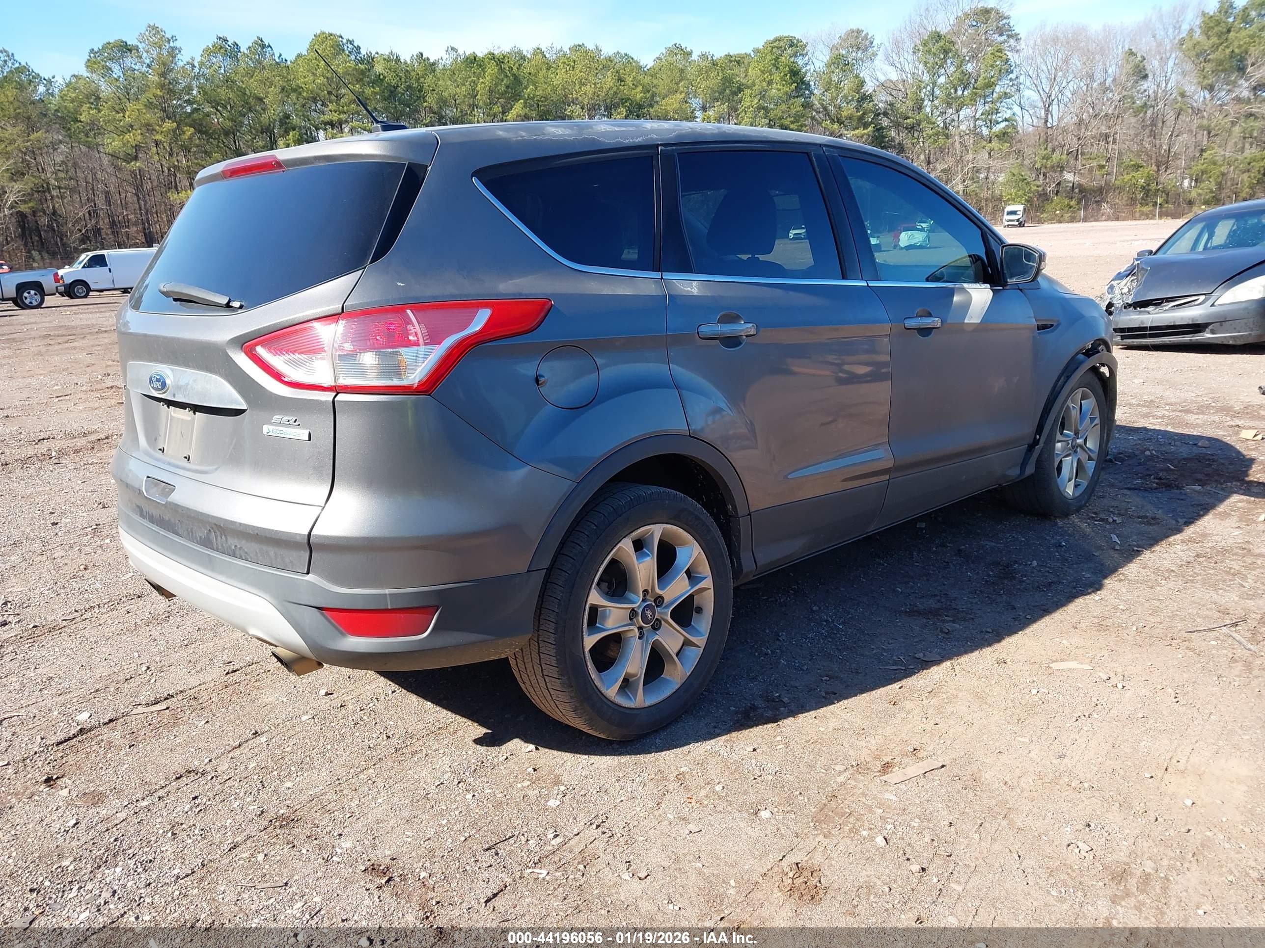 FORD ESCAPE image 4
