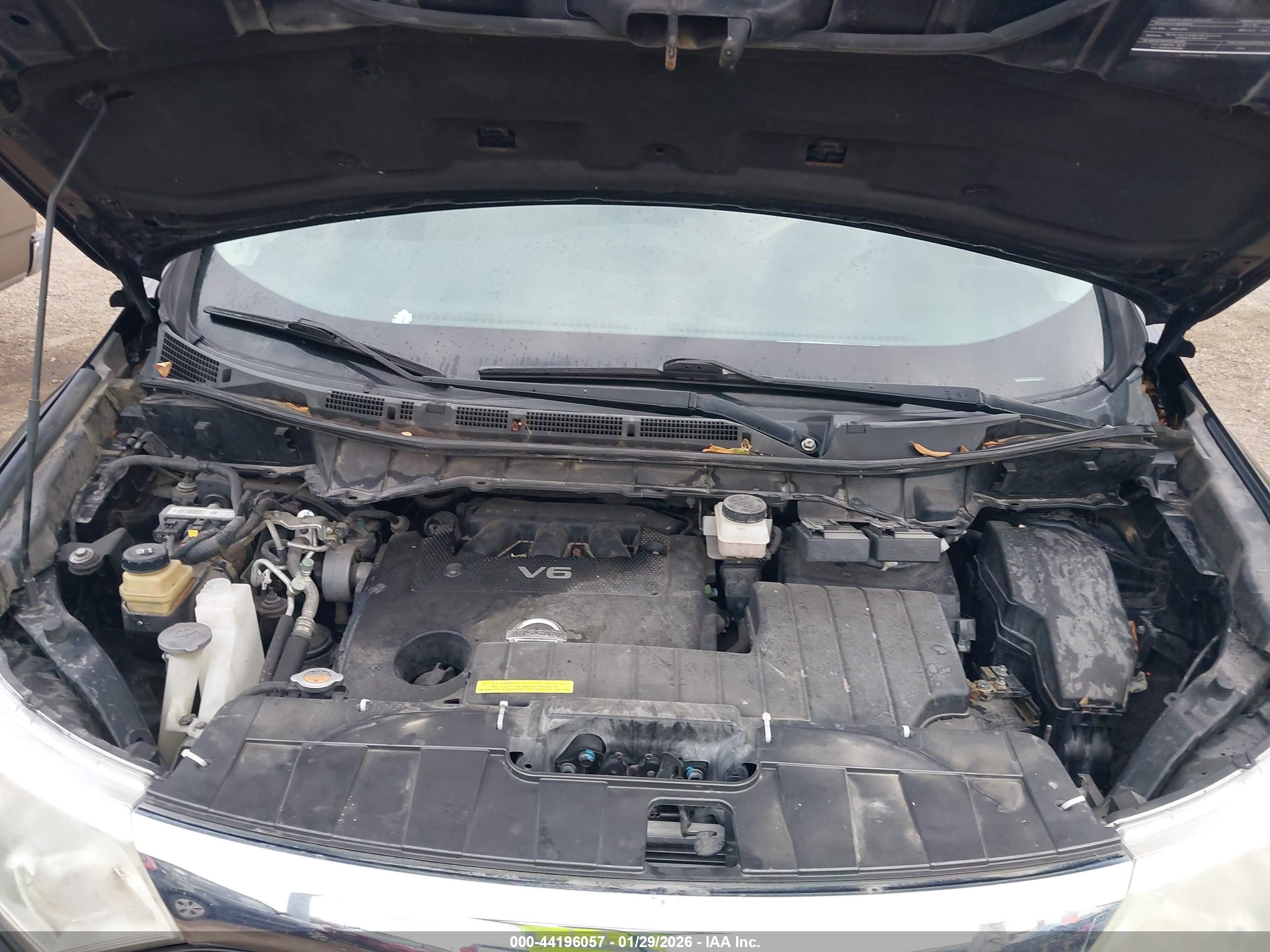 NISSAN QUEST image 10
