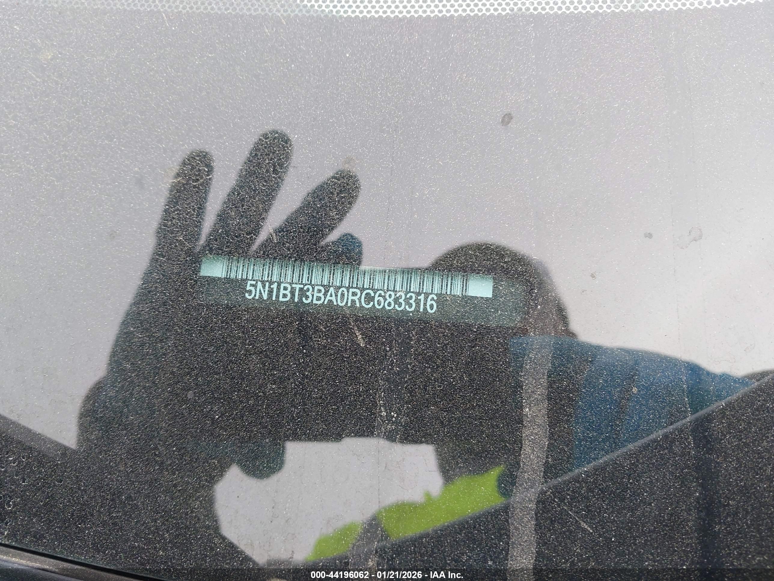 NISSAN ROGUE image 9