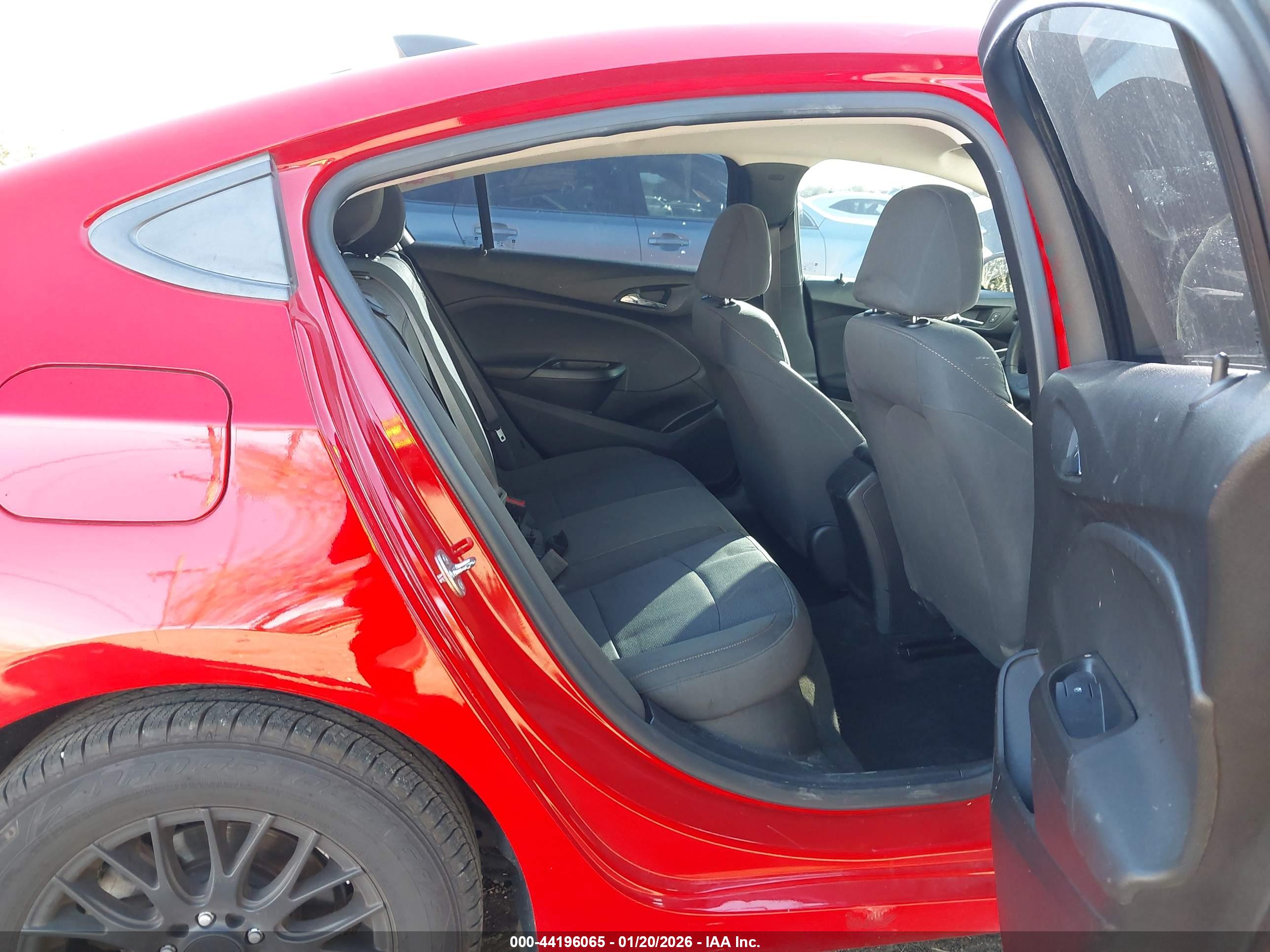 CHEVROLET CRUZE image 8