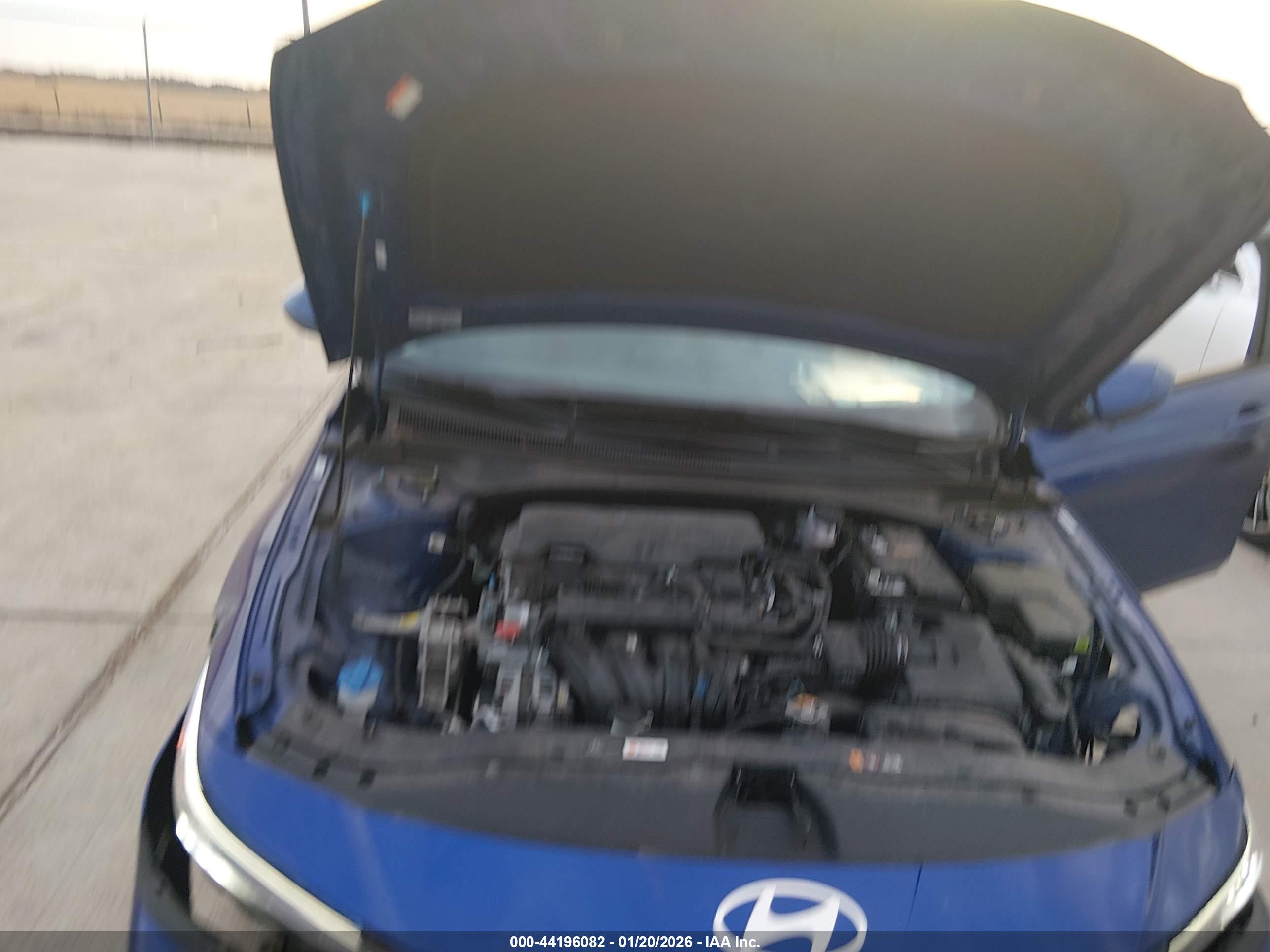 HYUNDAI ELANTRA image 10