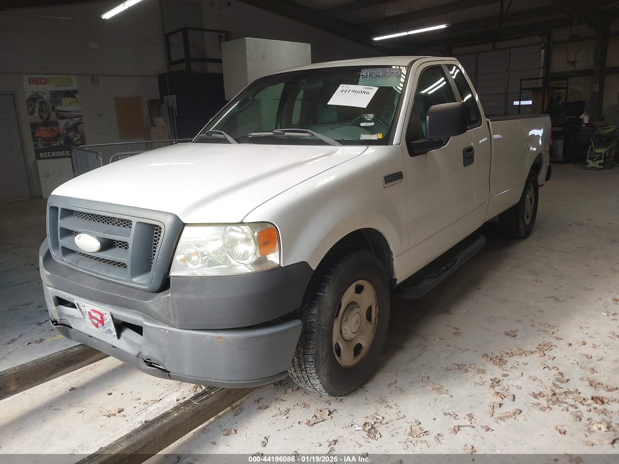 FORD F-150 image 2