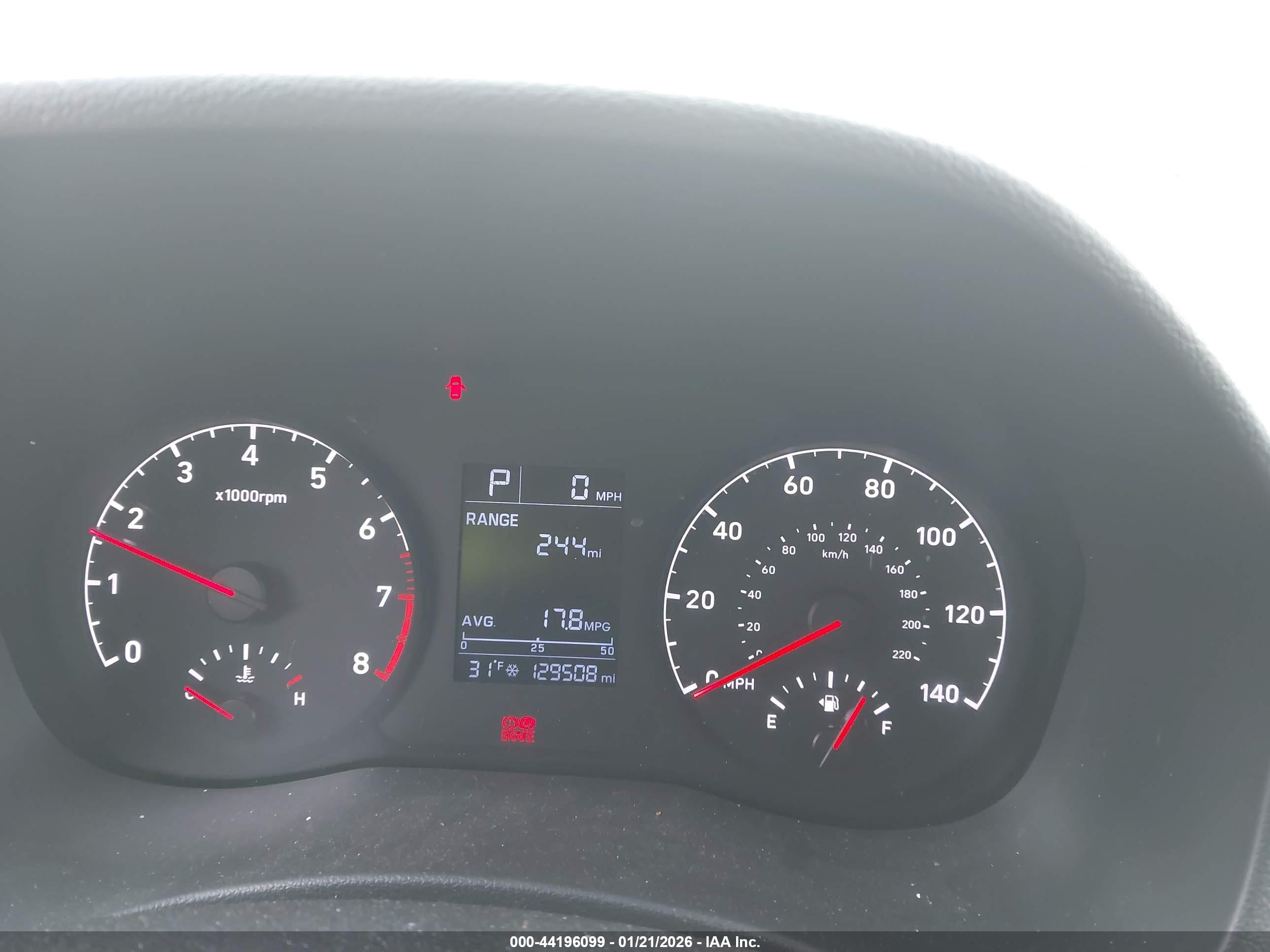 HYUNDAI ACCENT image 7