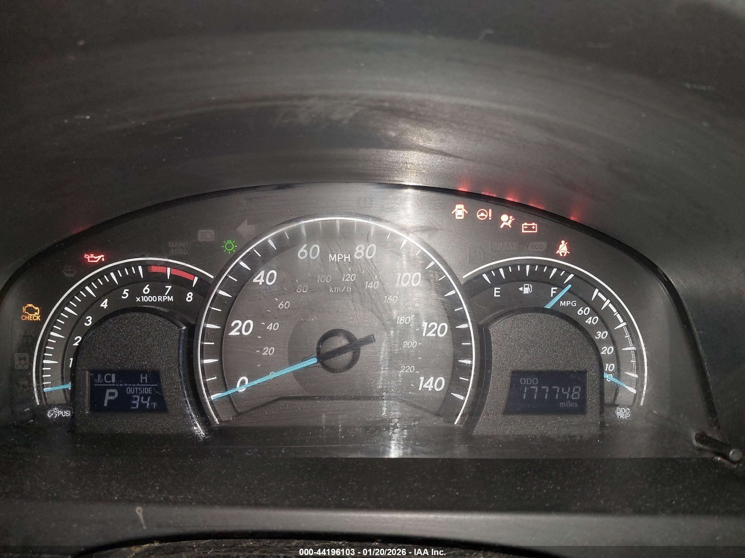 TOYOTA CAMRY image 7