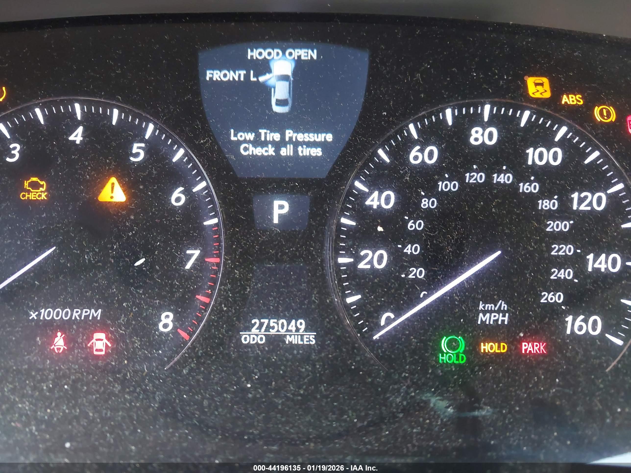 LEXUS LS image 7