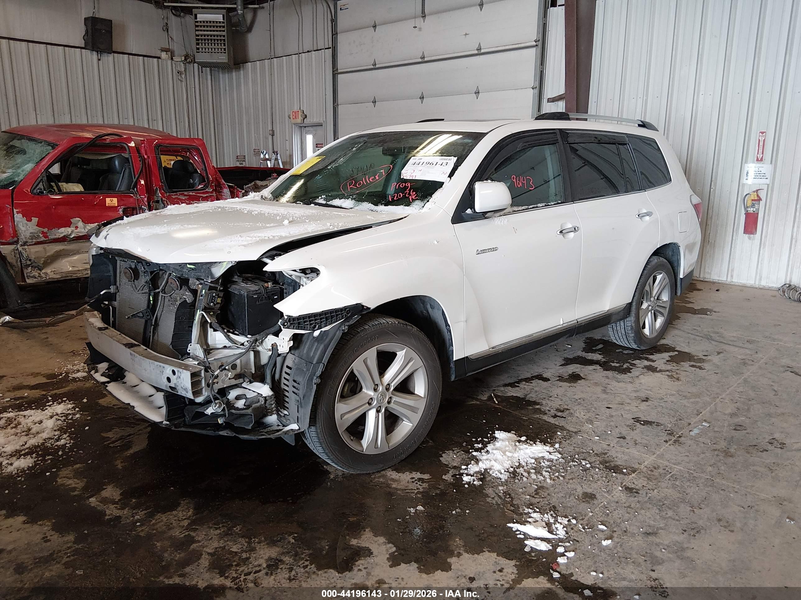 TOYOTA HIGHLANDER image 2
