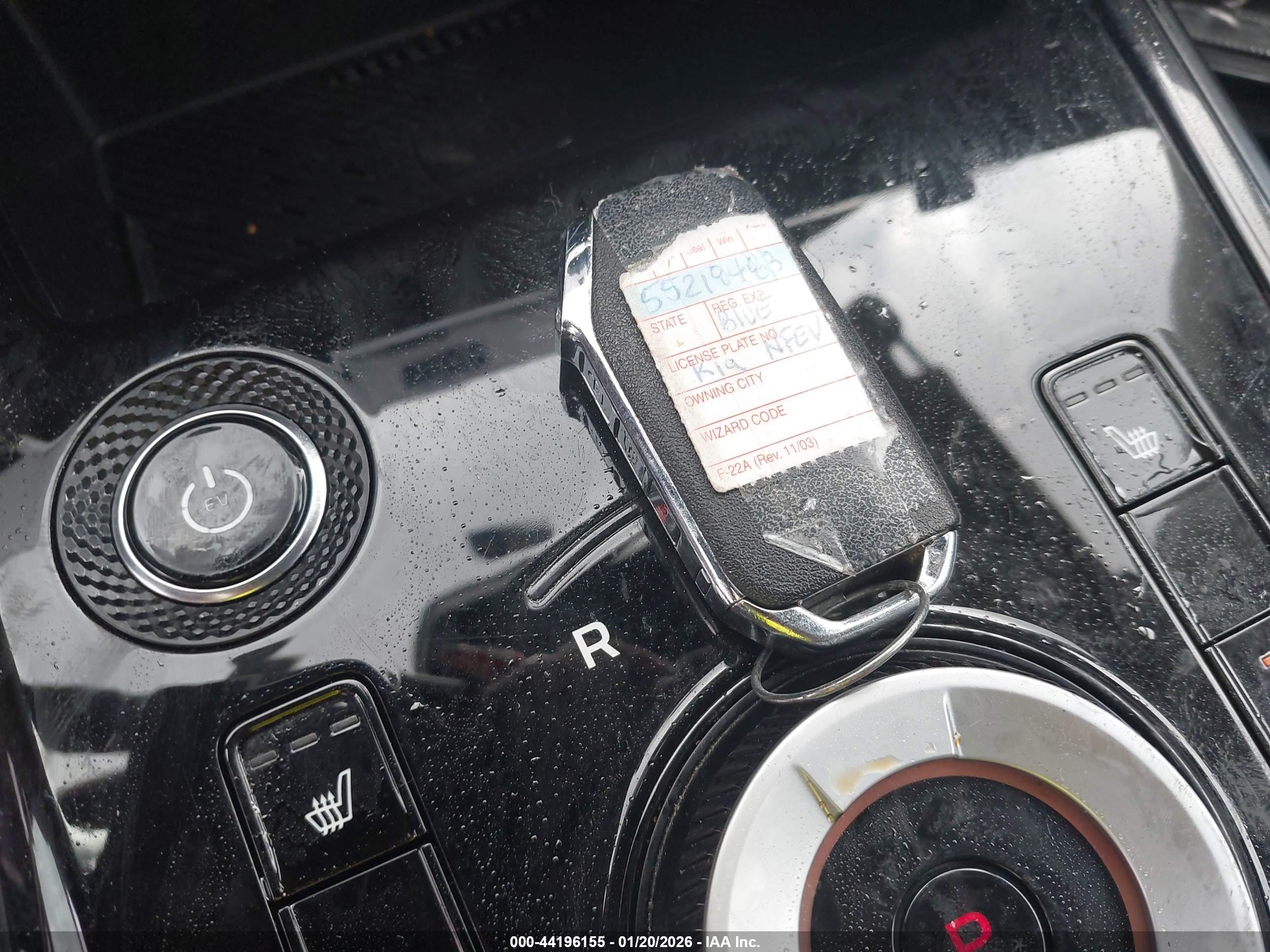 KIA NIRO image 11