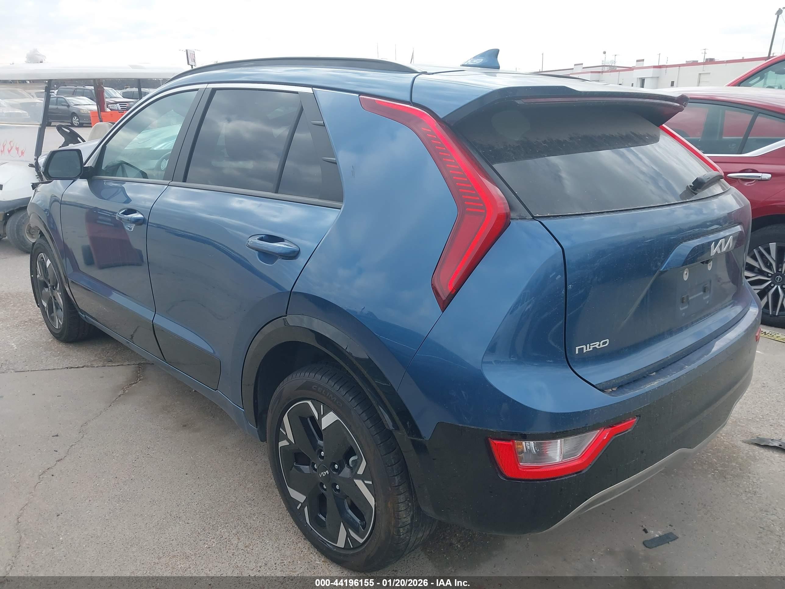 KIA NIRO image 3