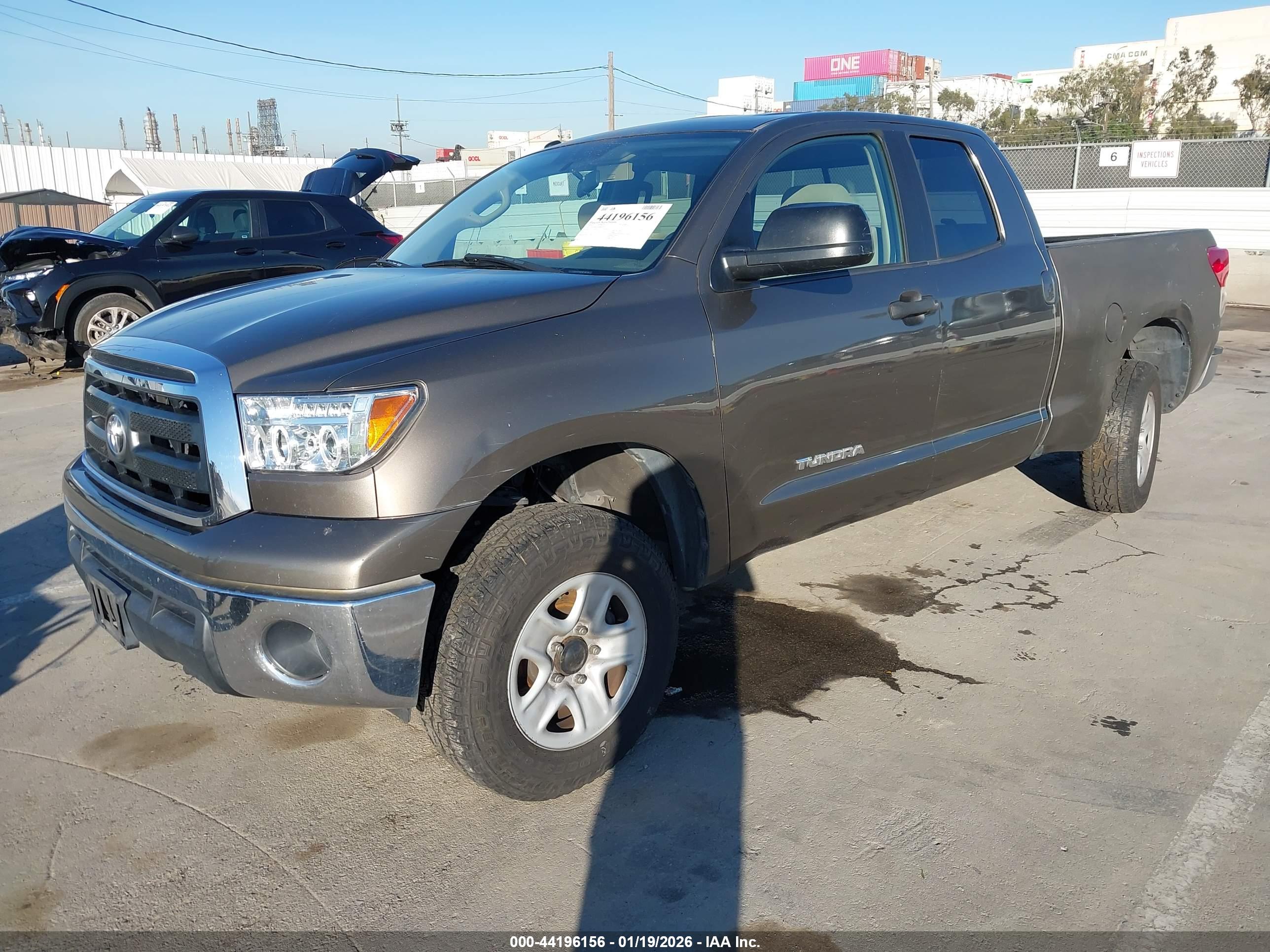 TOYOTA TUNDRA image 2