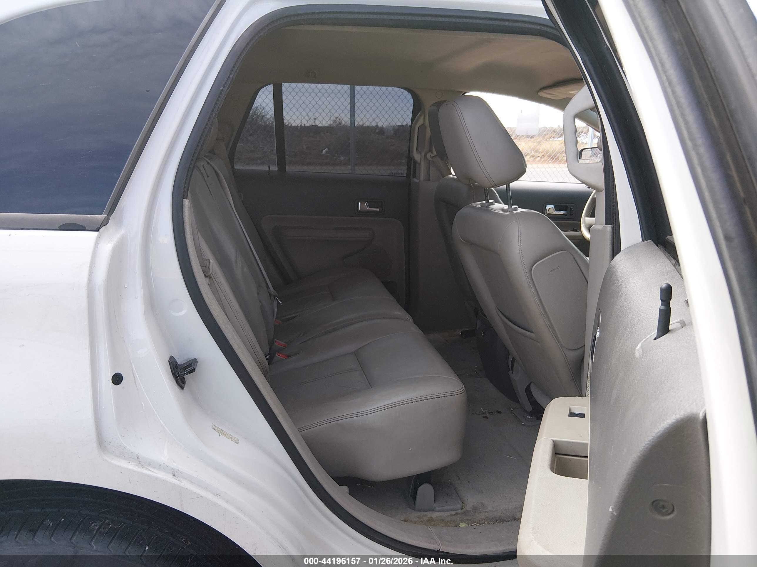 FORD EDGE image 8