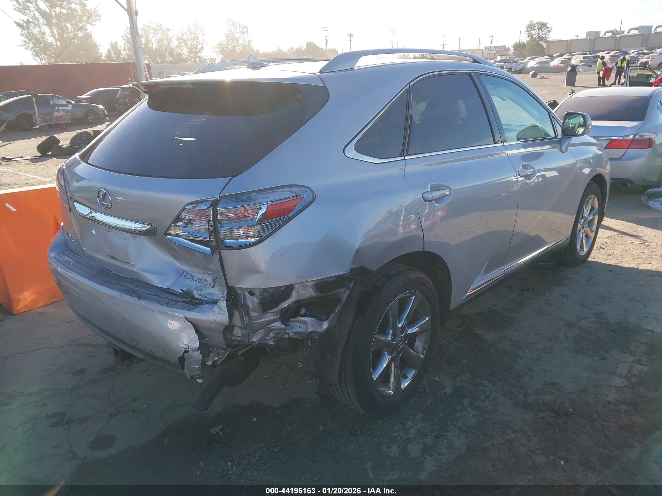 LEXUS RX image 4
