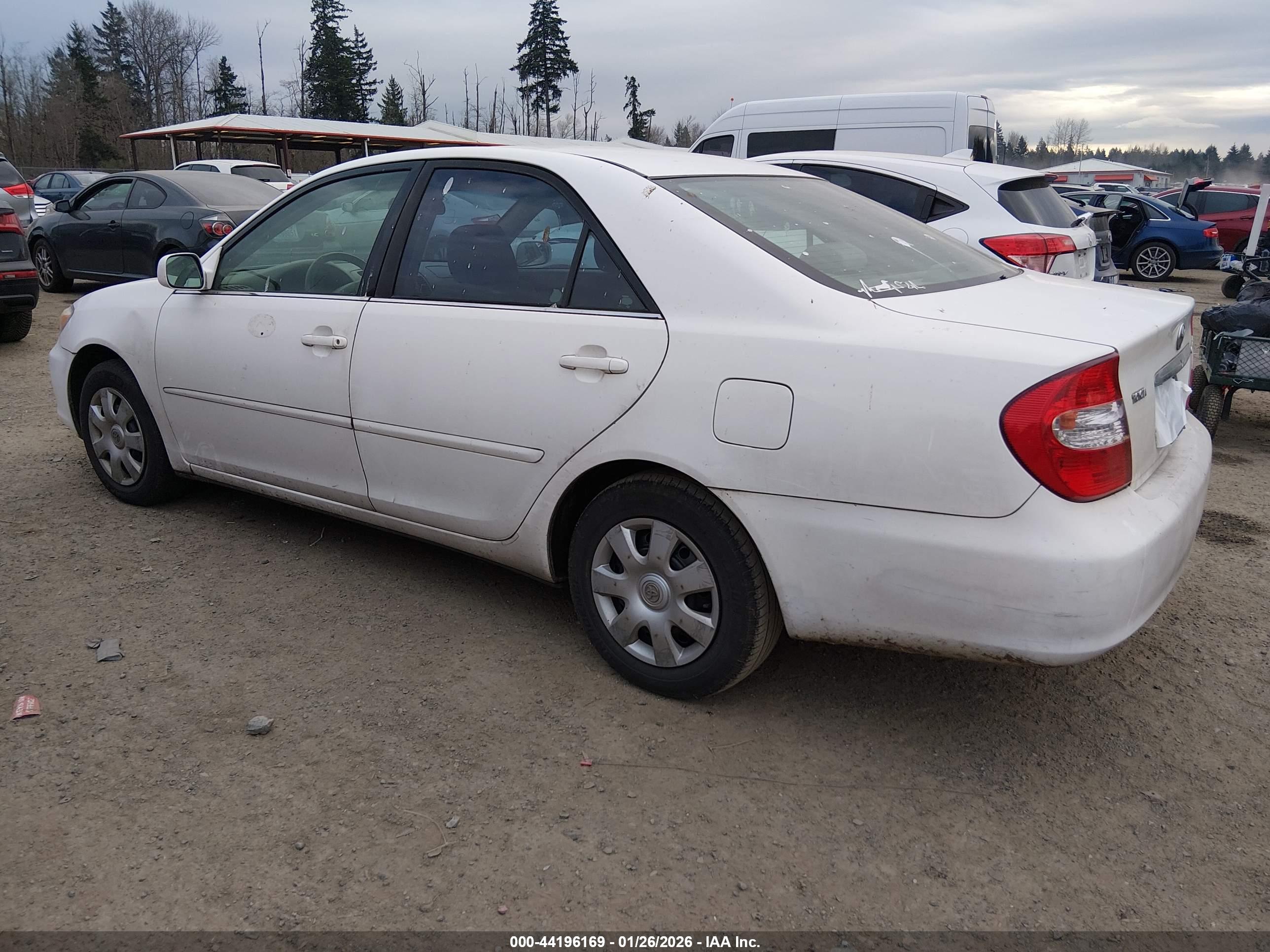 TOYOTA CAMRY image 3