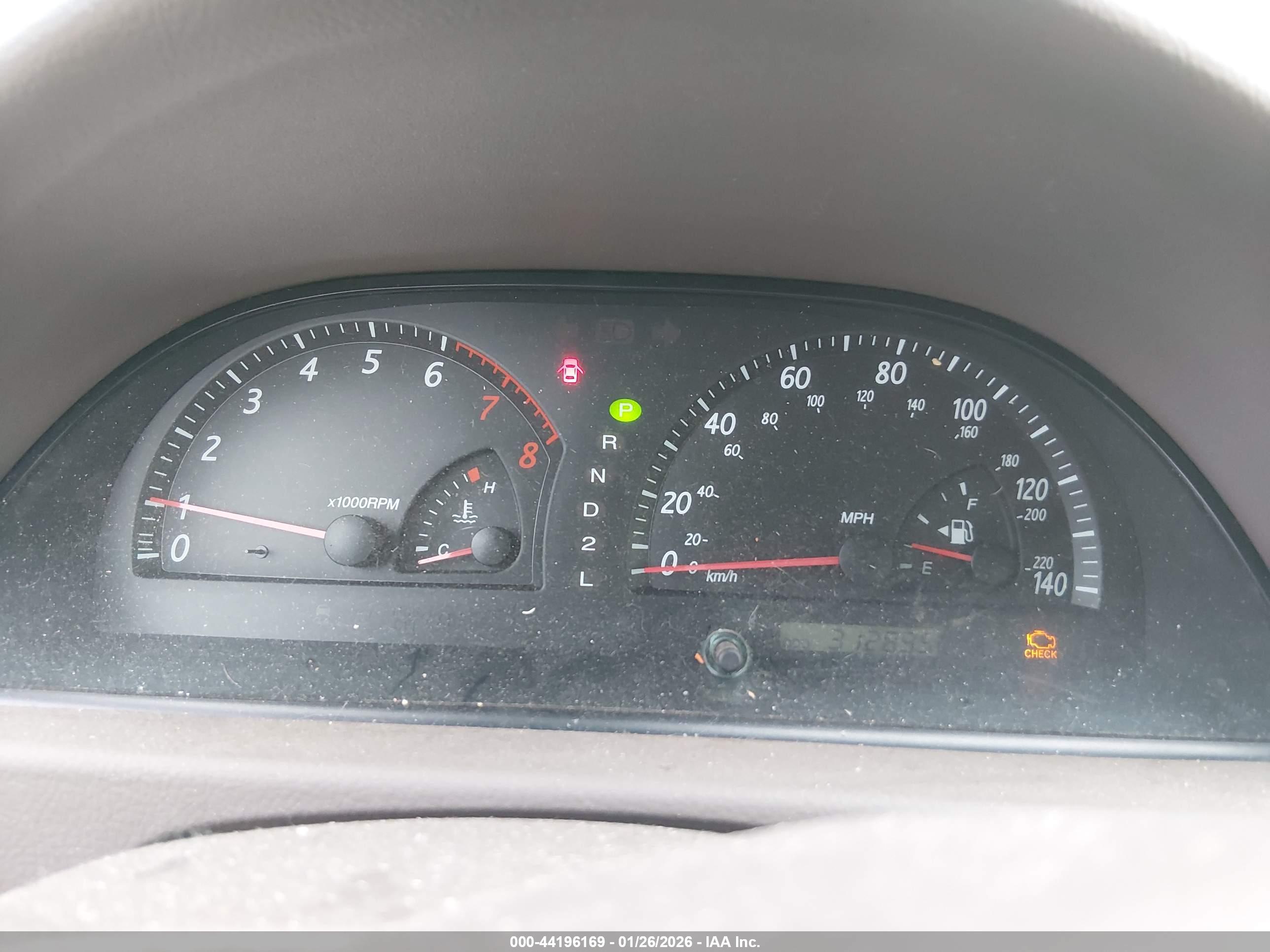 TOYOTA CAMRY image 7
