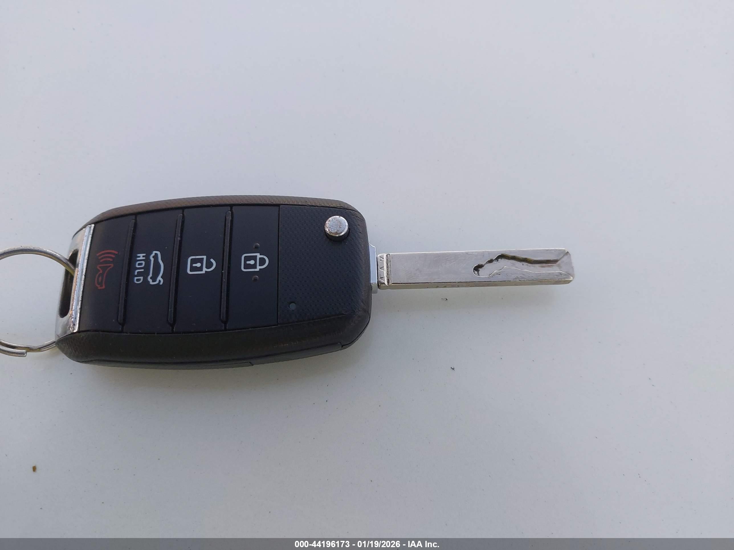 KIA OPTIMA image 11
