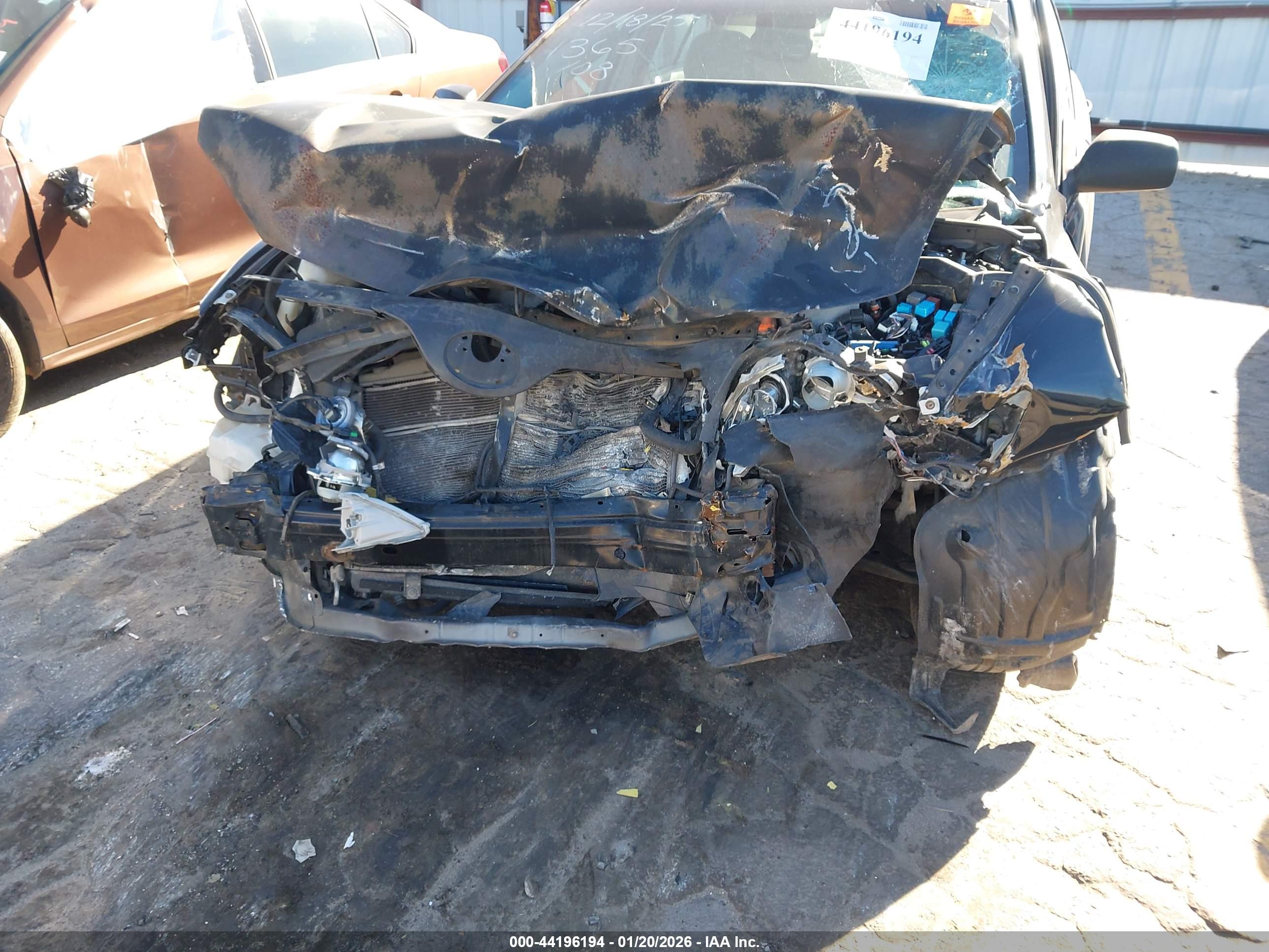 TOYOTA CAMRY image 6