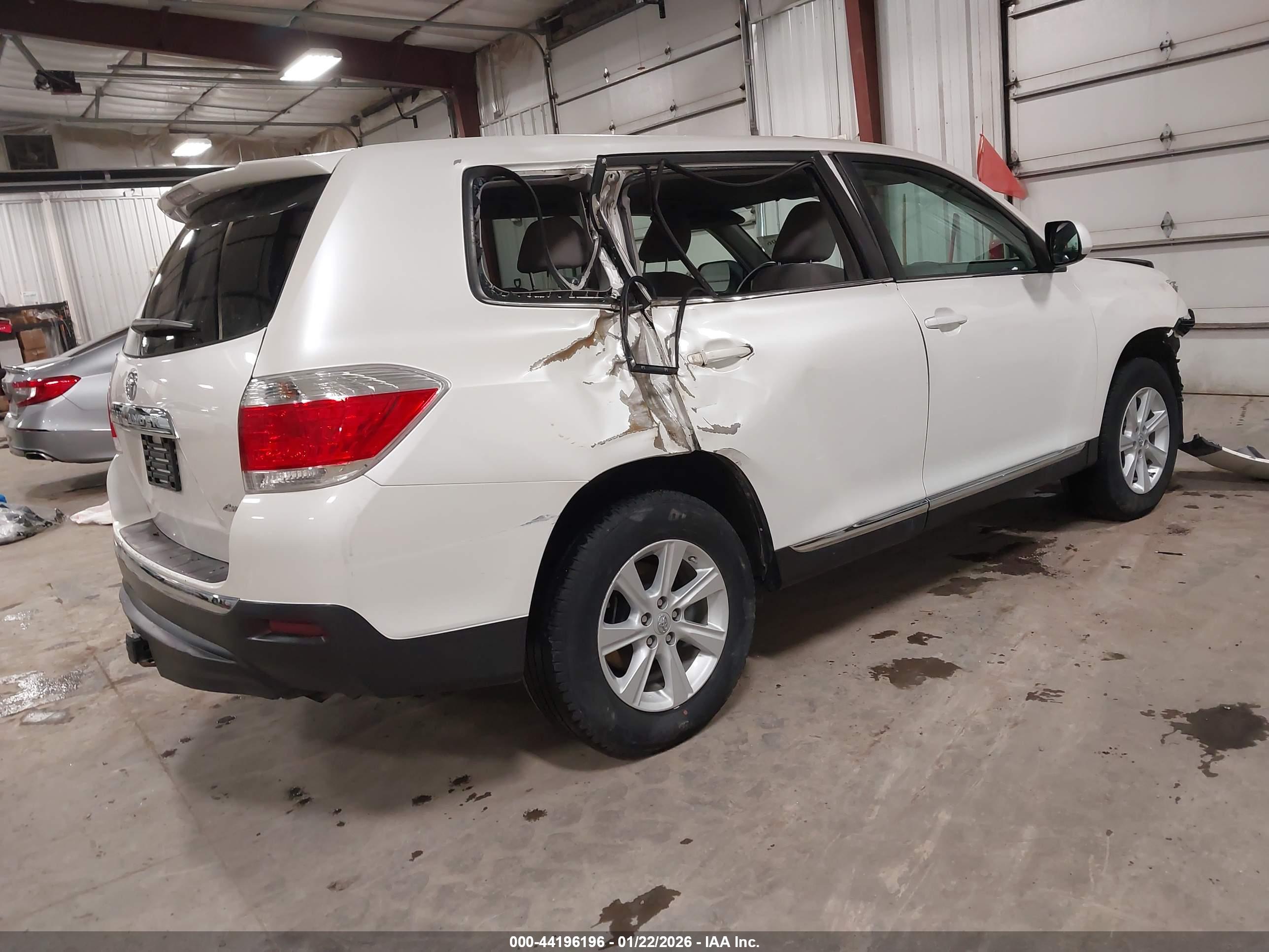 TOYOTA HIGHLANDER image 4
