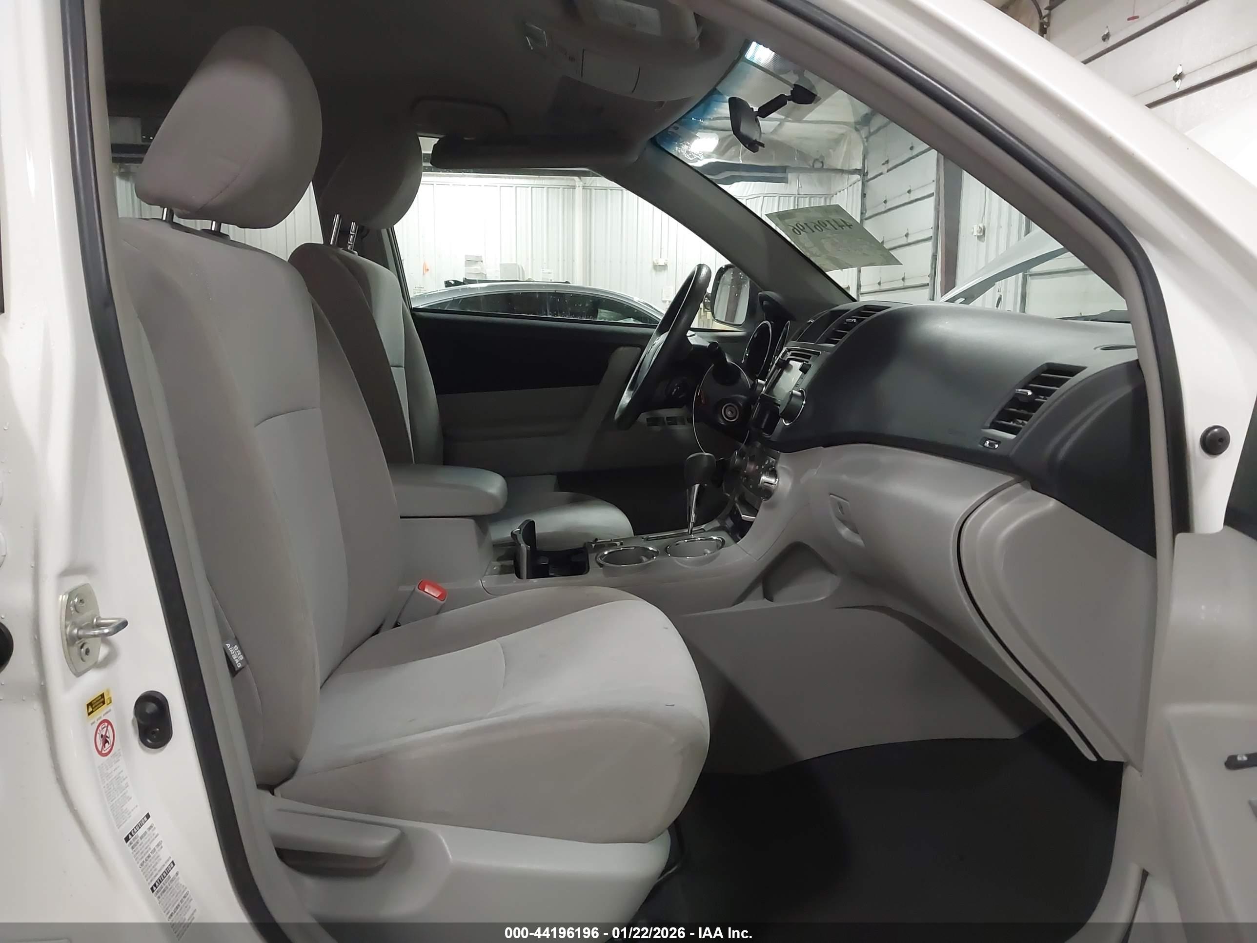 TOYOTA HIGHLANDER image 5