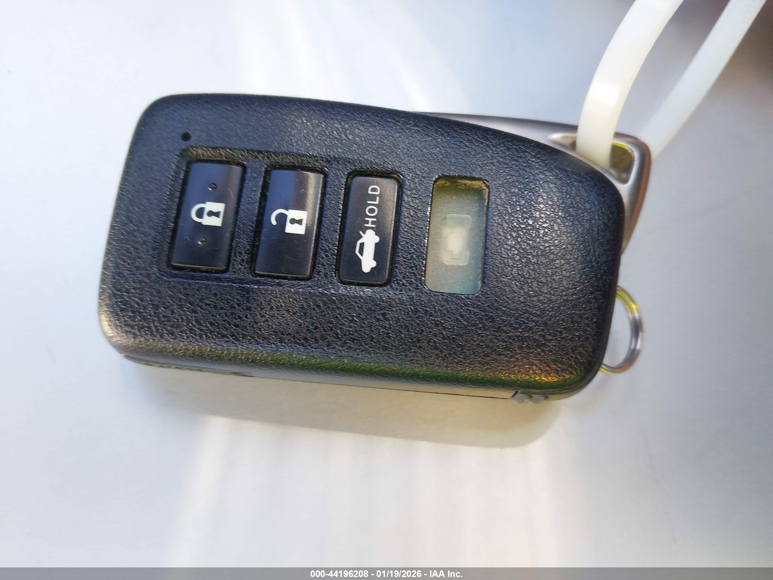 LEXUS ES image 11
