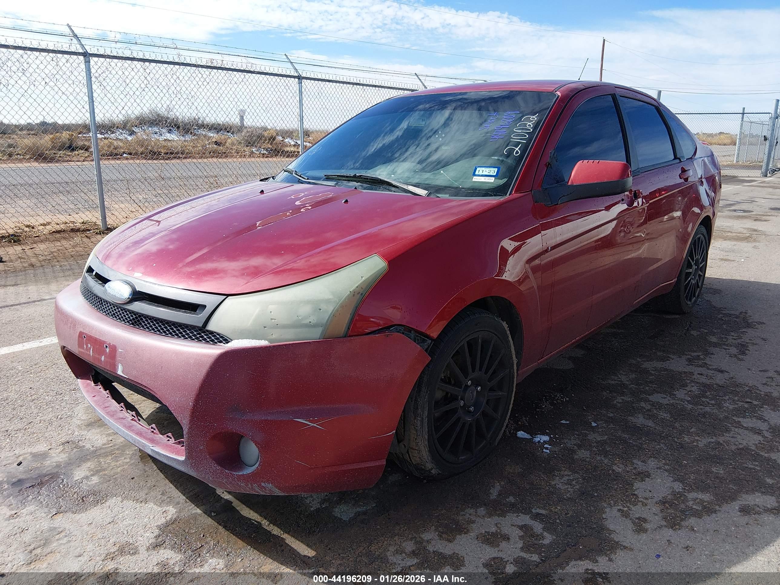 FORD FOCUS image 2