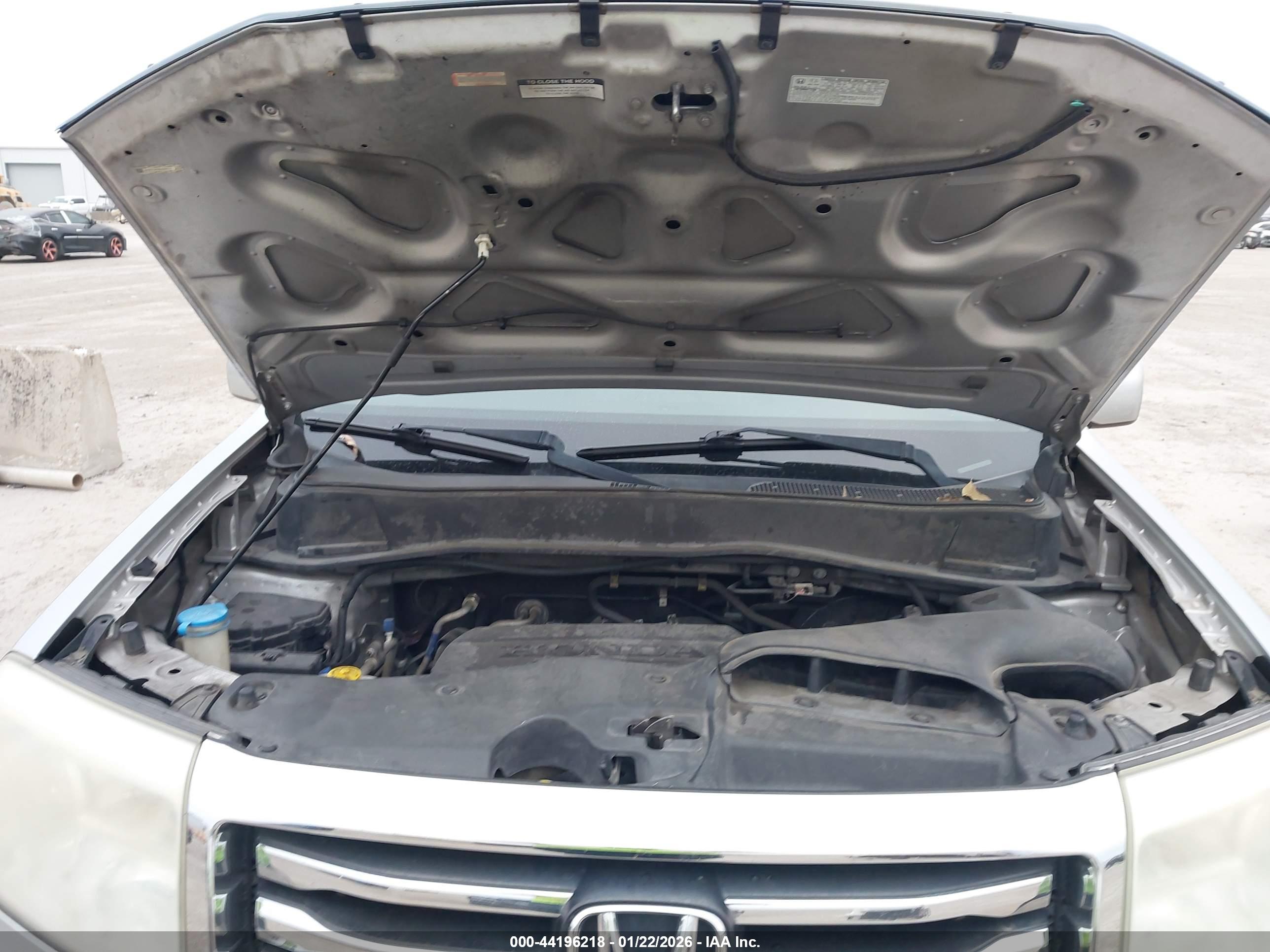 HONDA PILOT image 10