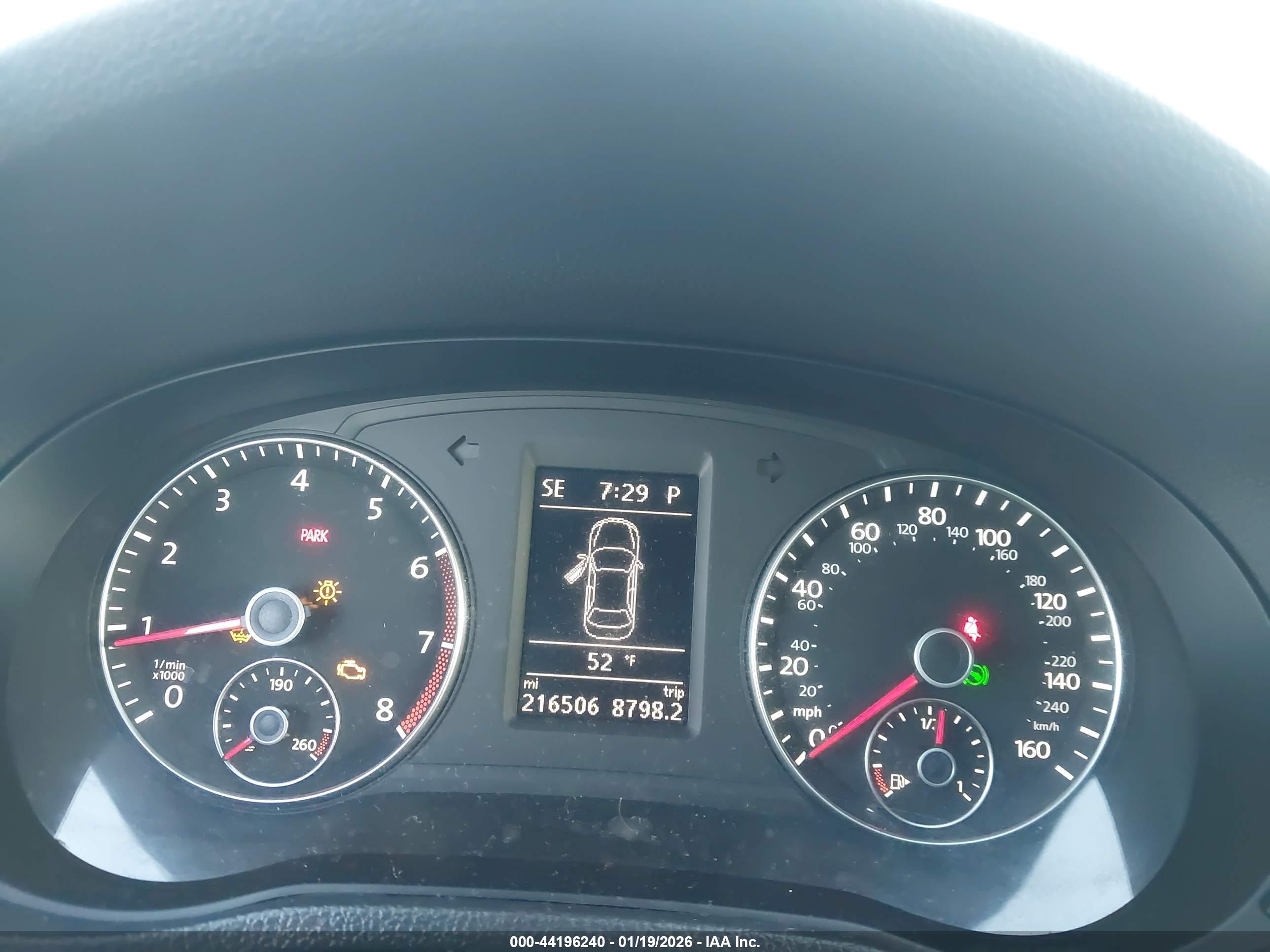 VOLKSWAGEN PASSAT image 7