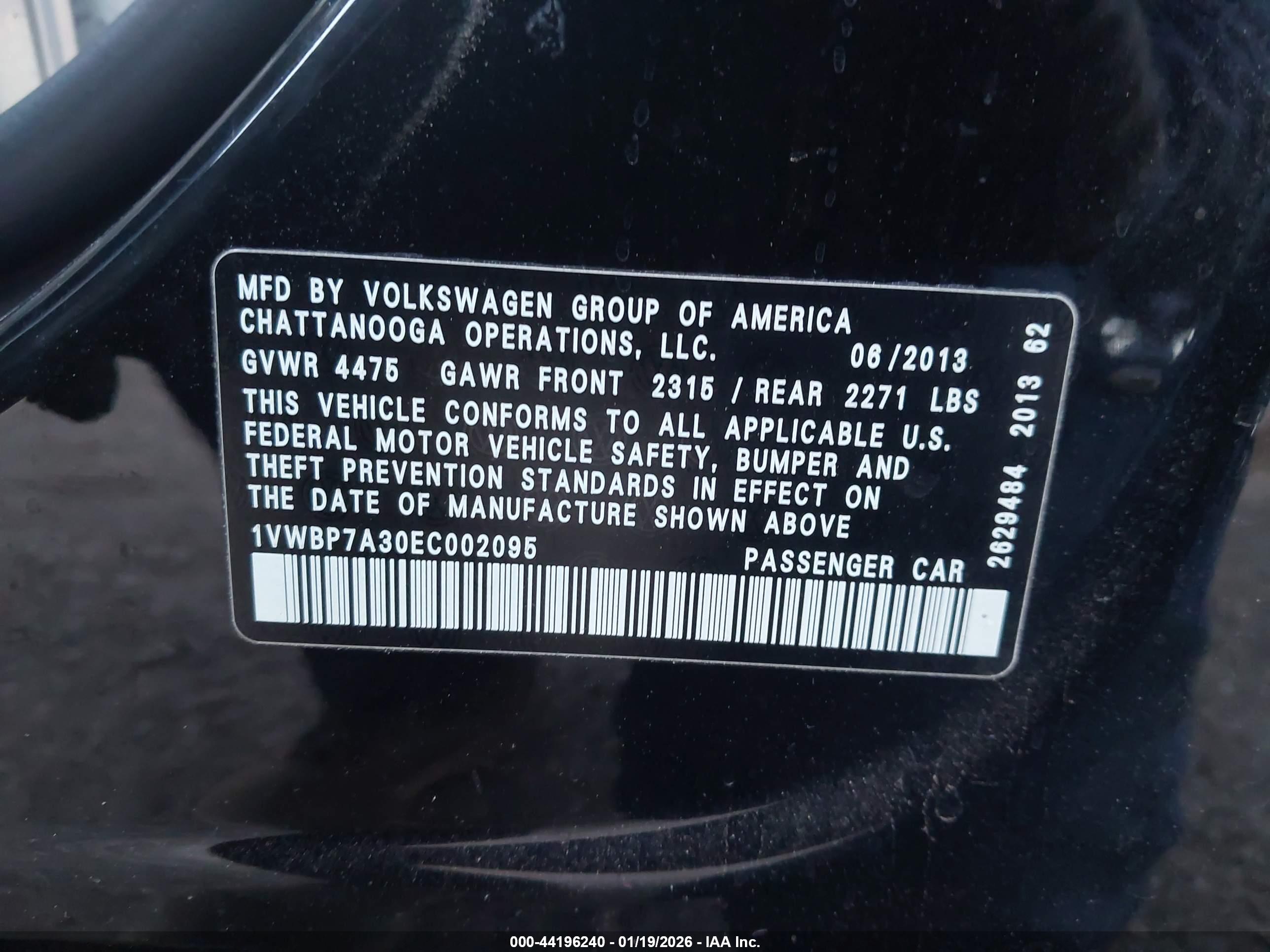 VOLKSWAGEN PASSAT image 9