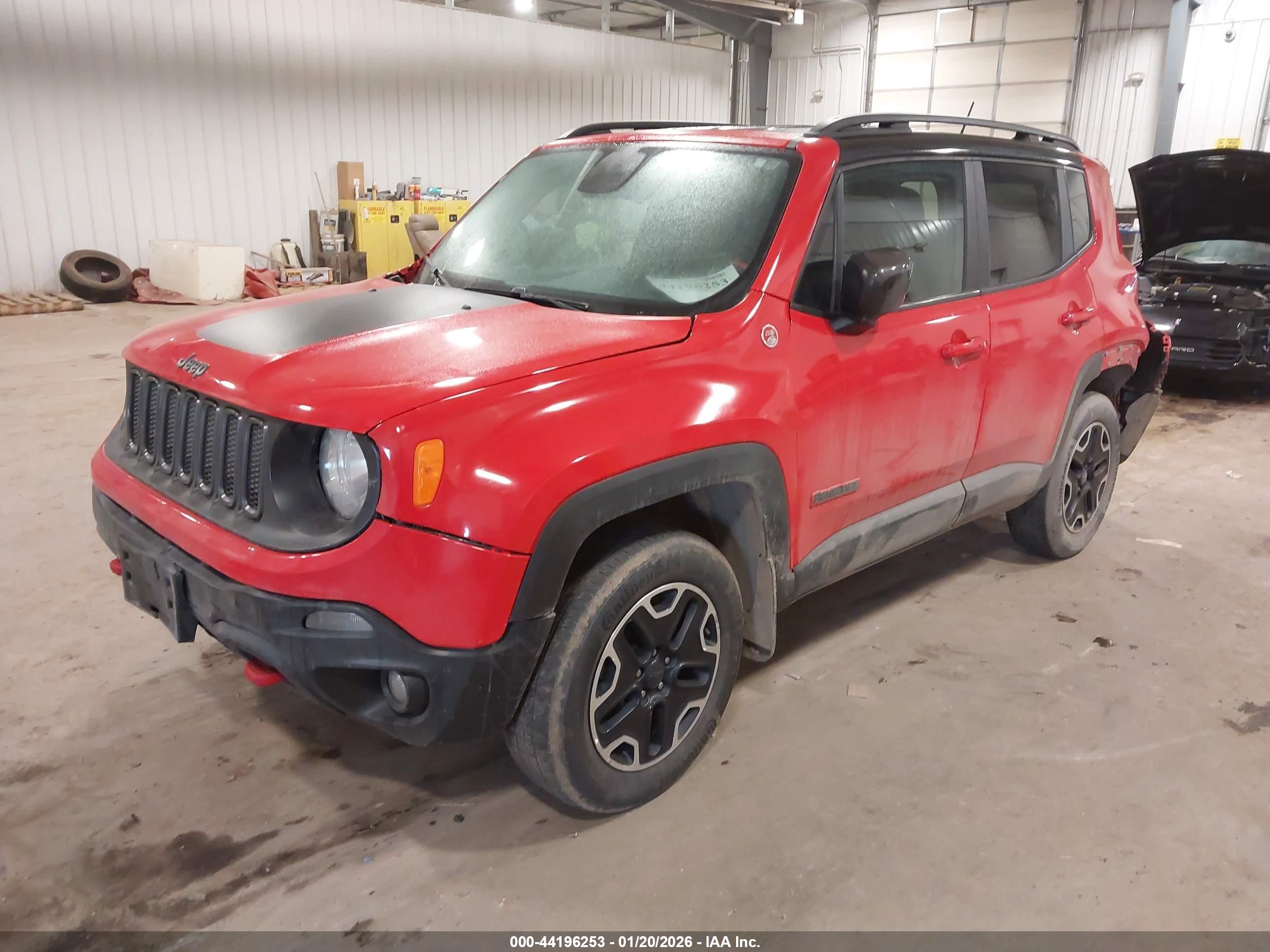 JEEP RENEGADE image 2