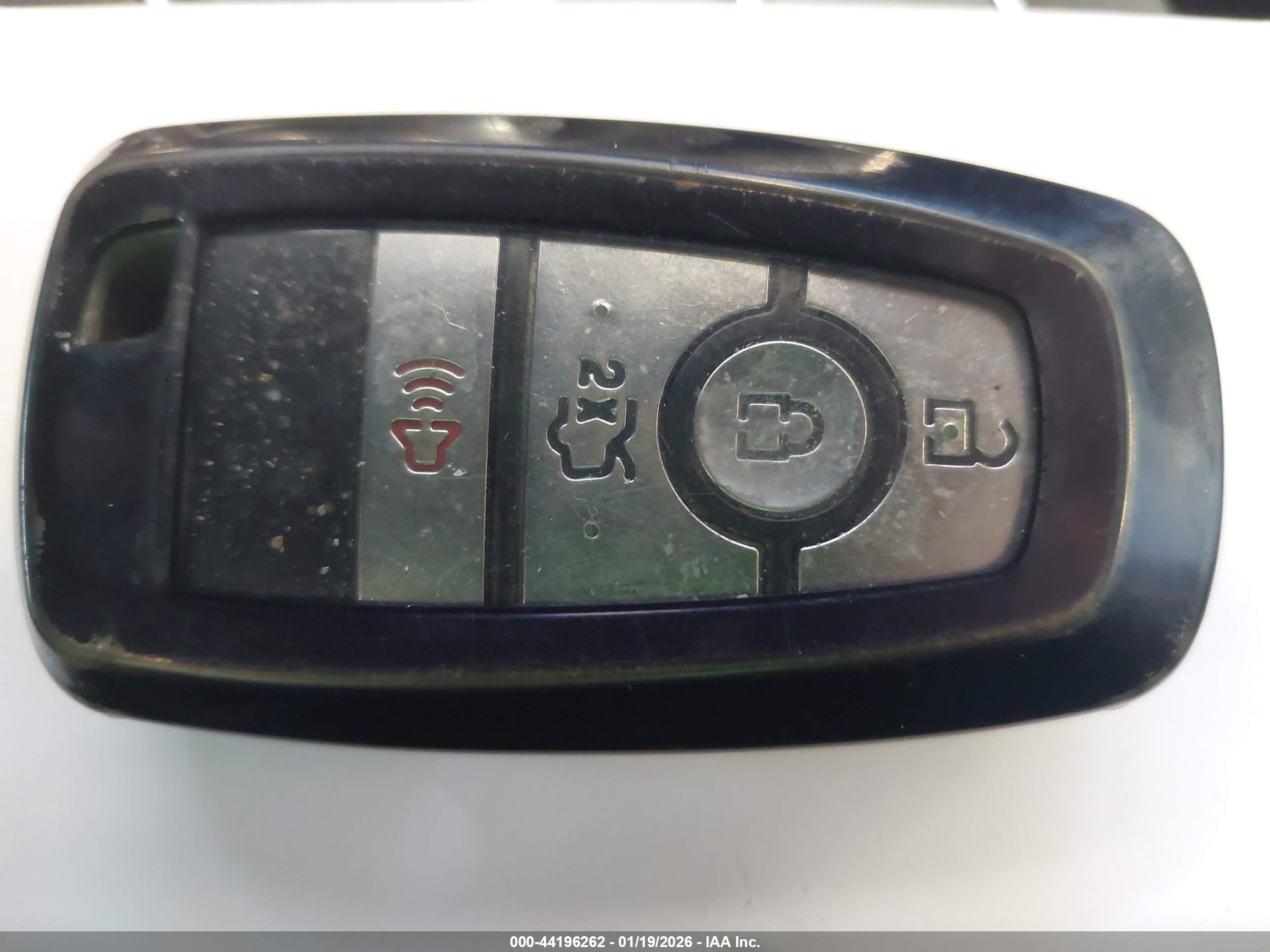 FORD FUSION image 11