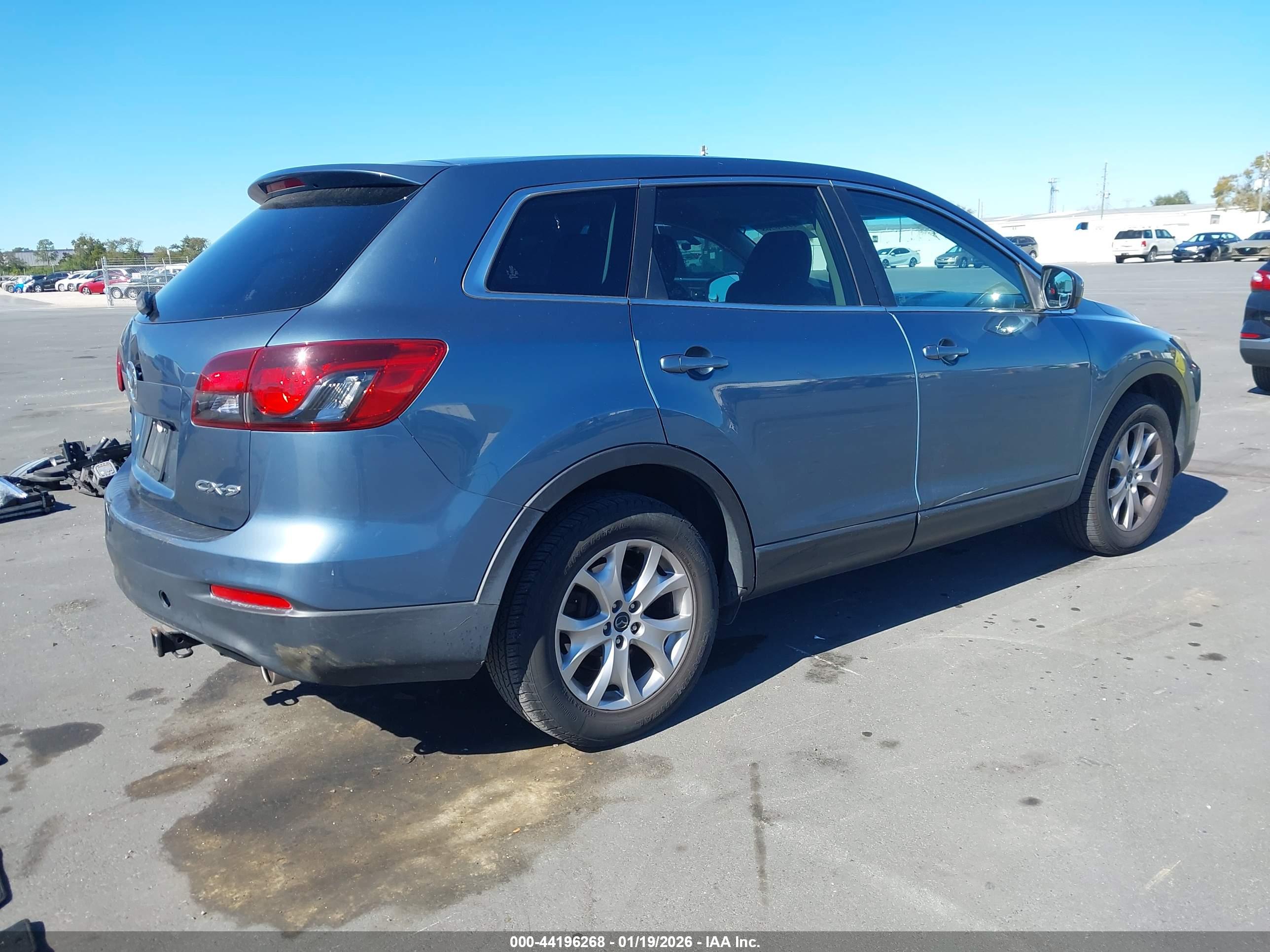 MAZDA CX-9 image 4