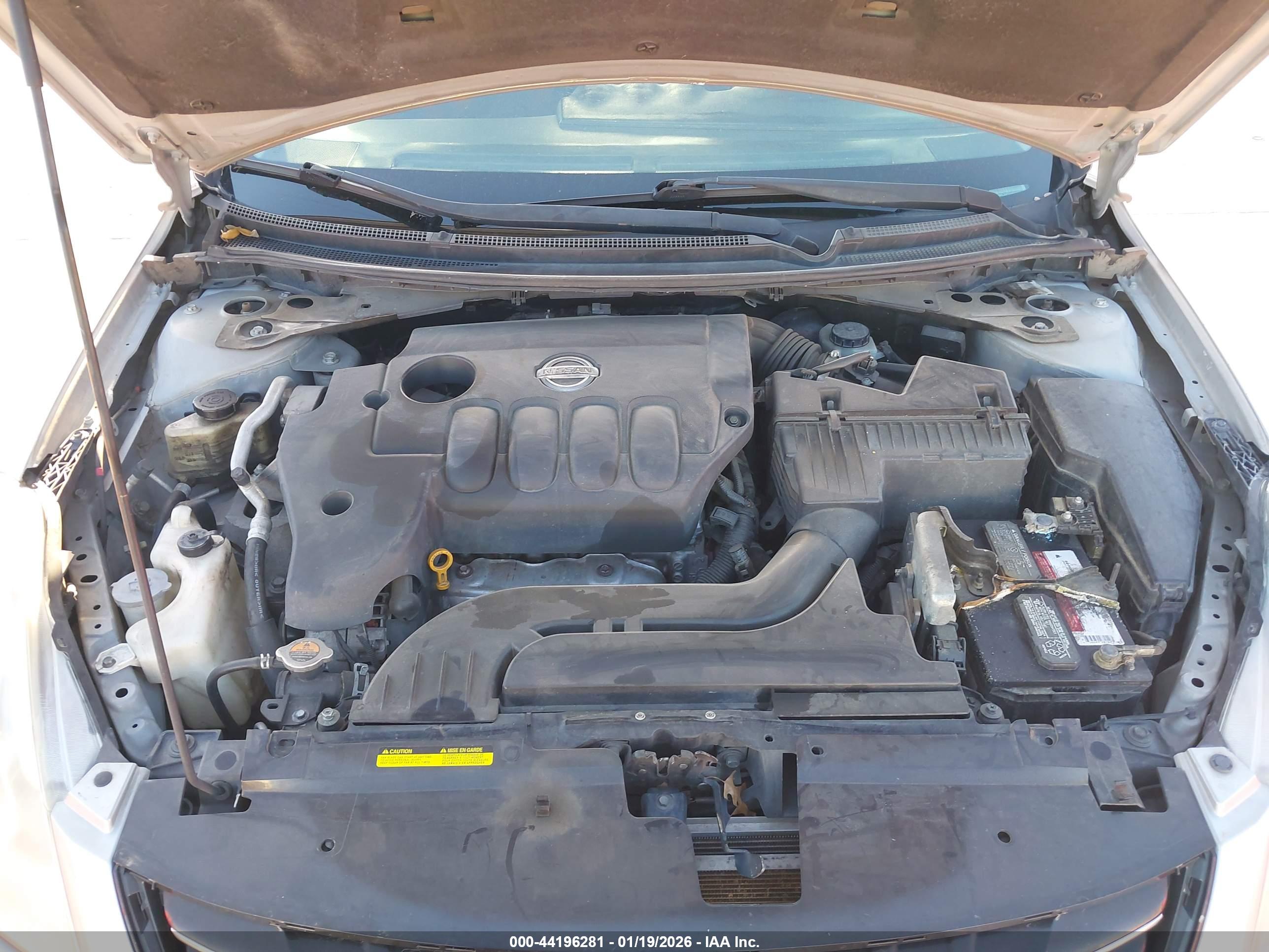 NISSAN ALTIMA image 10