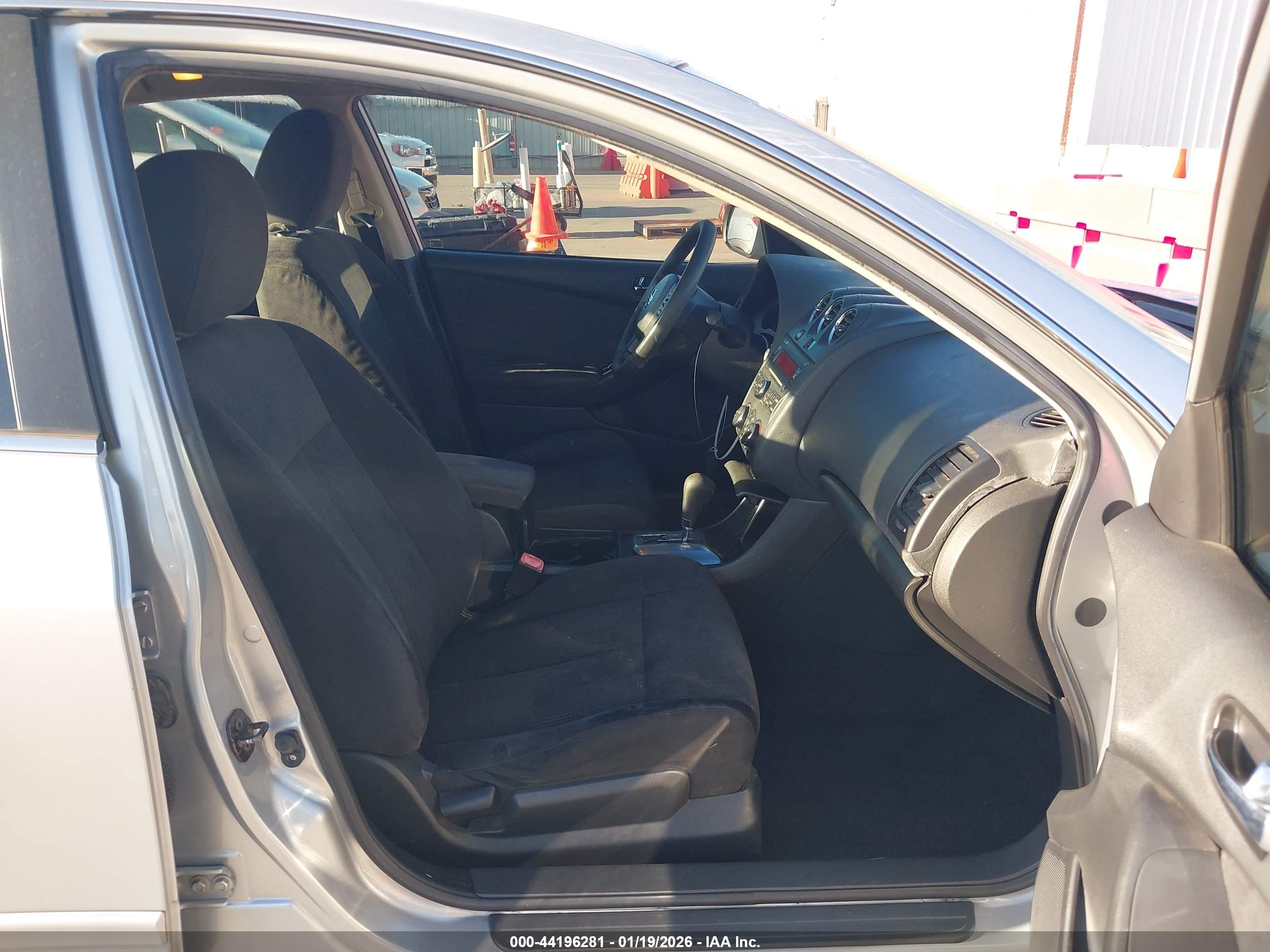 NISSAN ALTIMA image 5