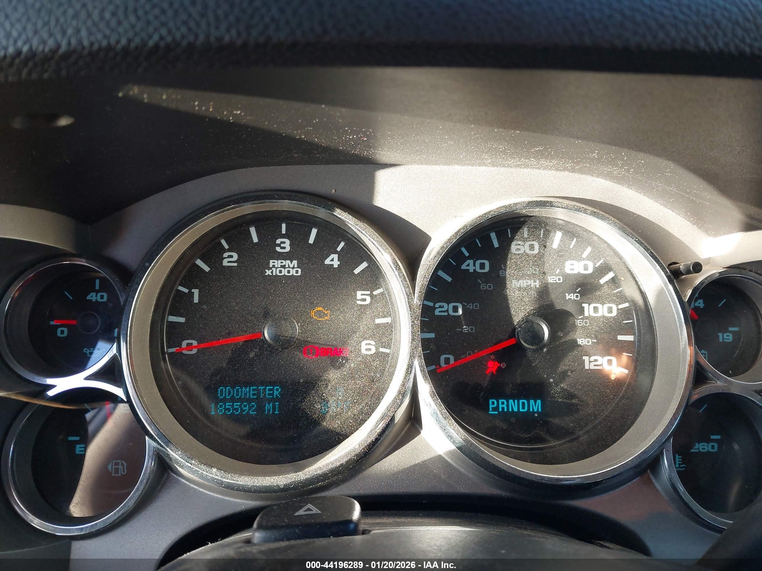 CHEVROLET SILVERADO image 7