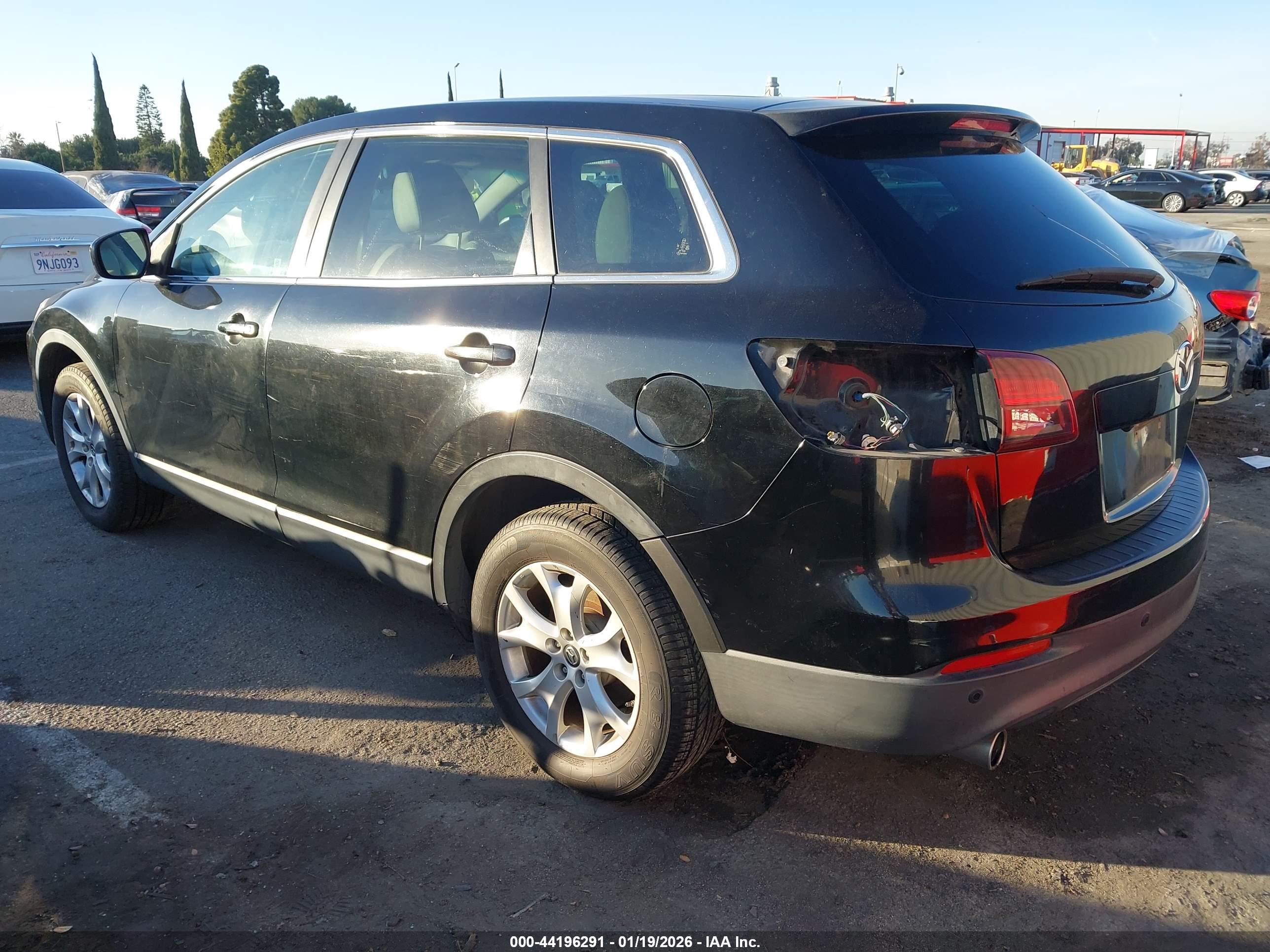 MAZDA CX-9 image 3