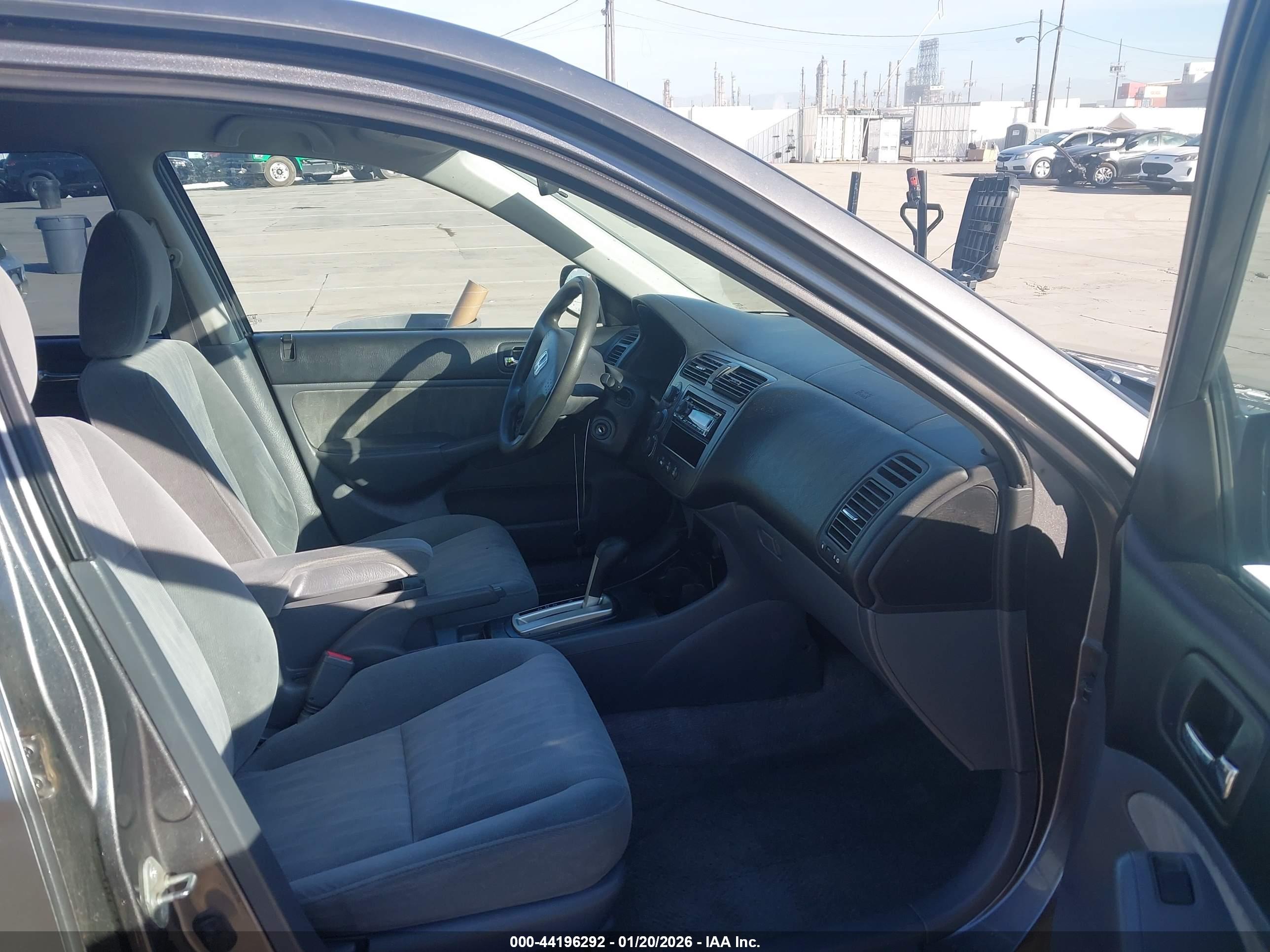 HONDA CIVIC image 5