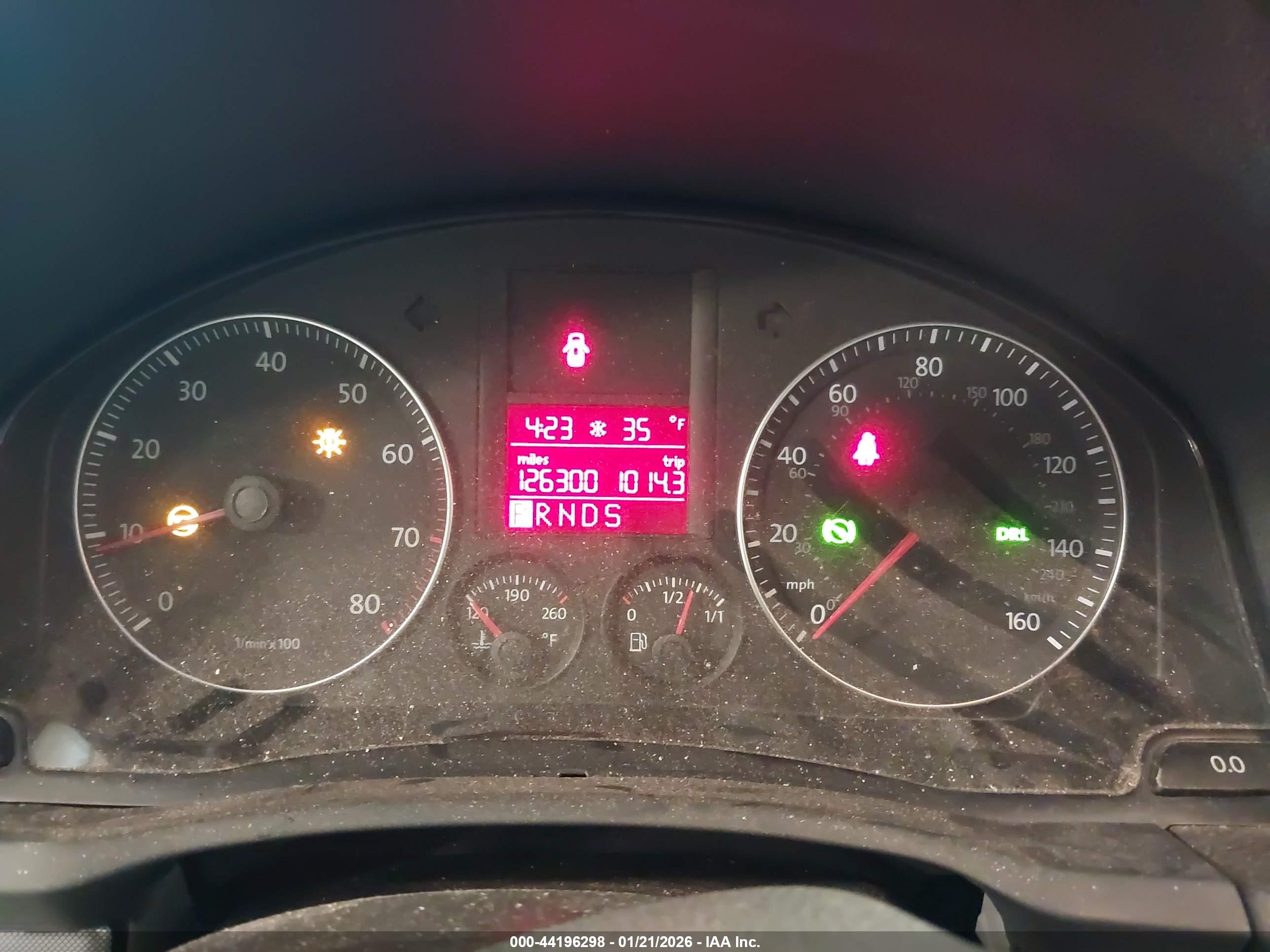 VOLKSWAGEN JETTA image 7