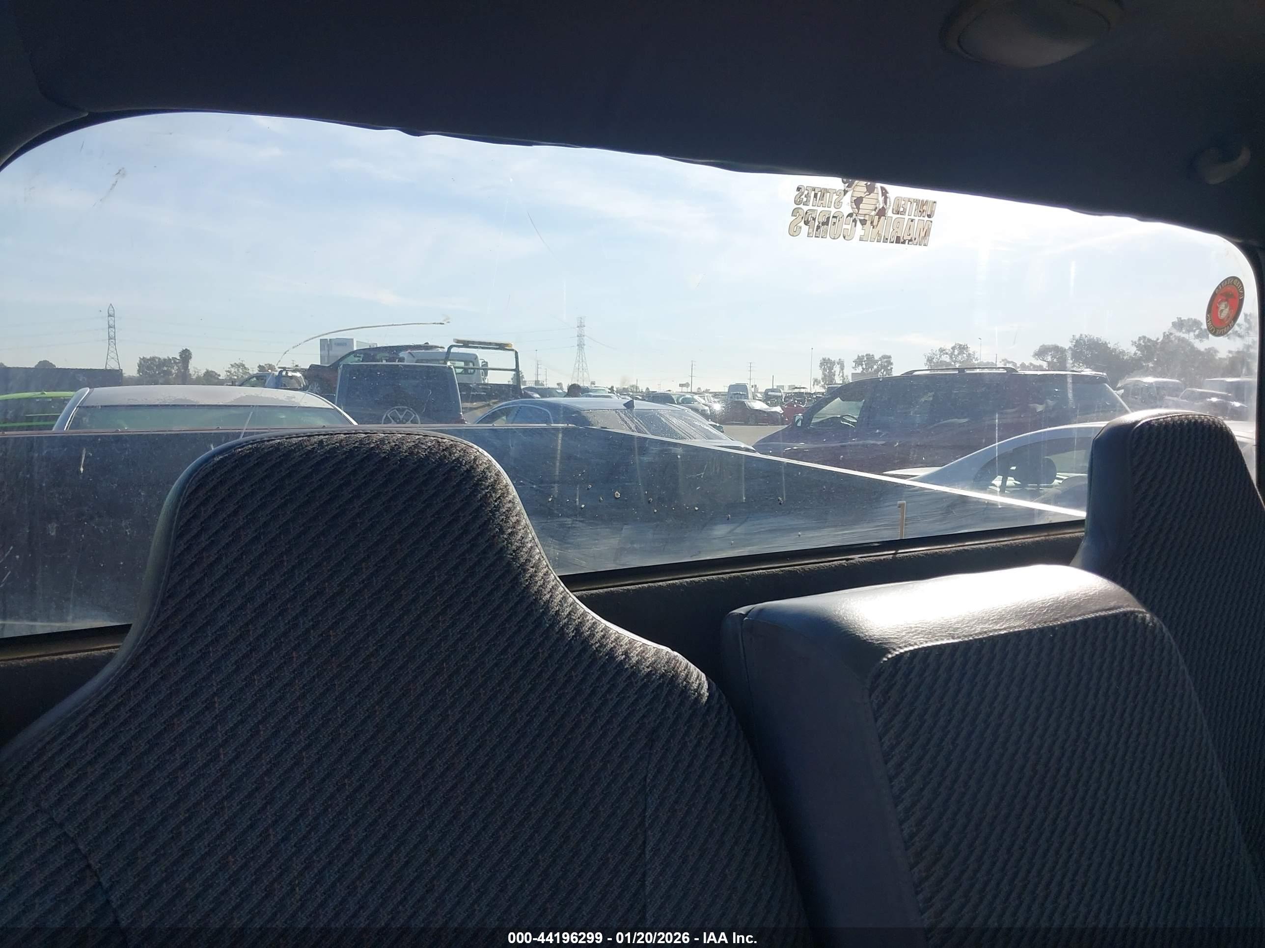 DODGE RAM image 8