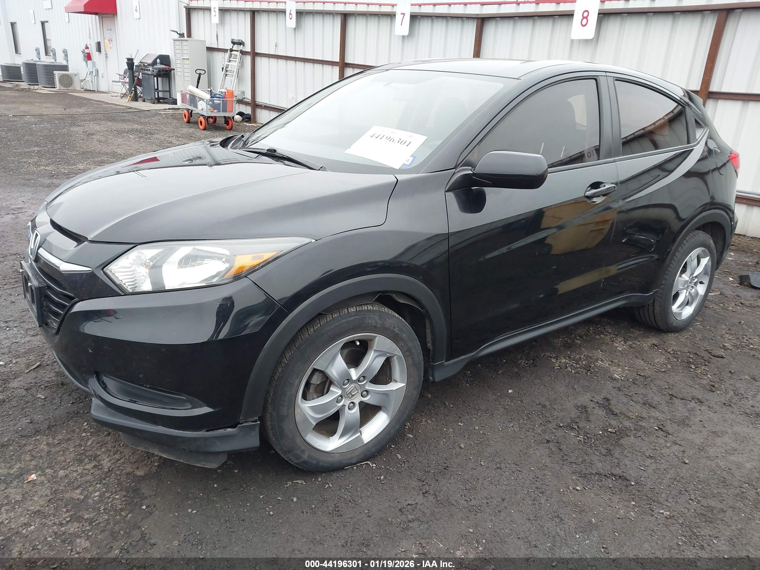 HONDA HR-V image 2