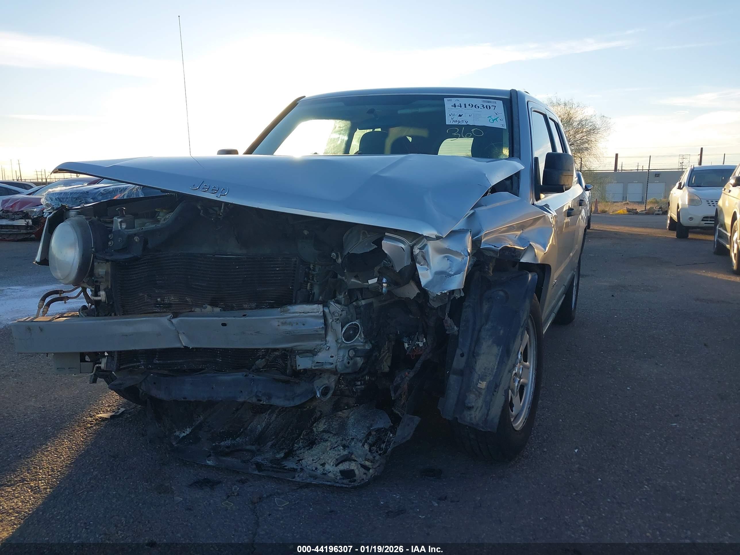 JEEP PATRIOT image 6