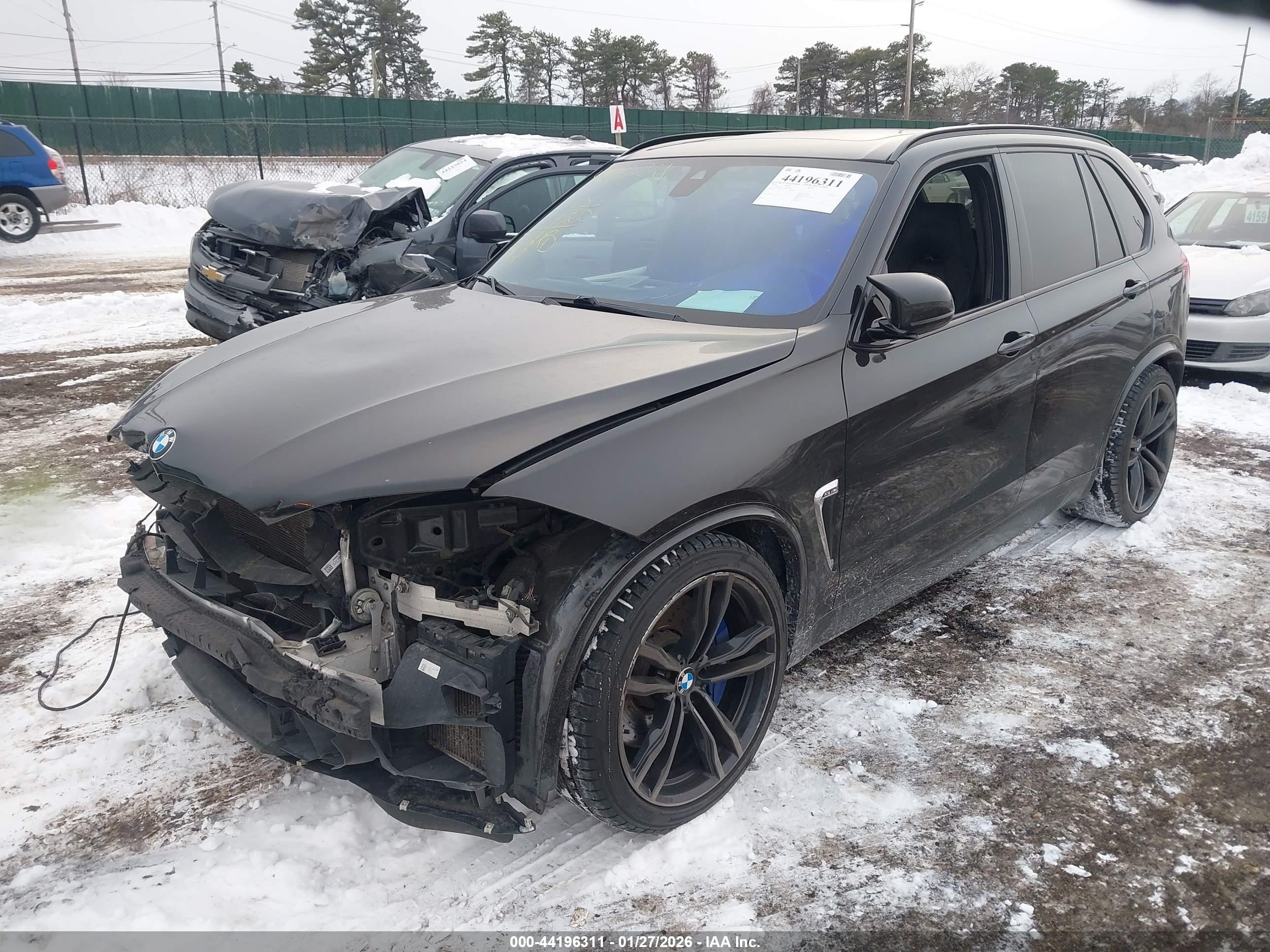 BMW X5 image 2