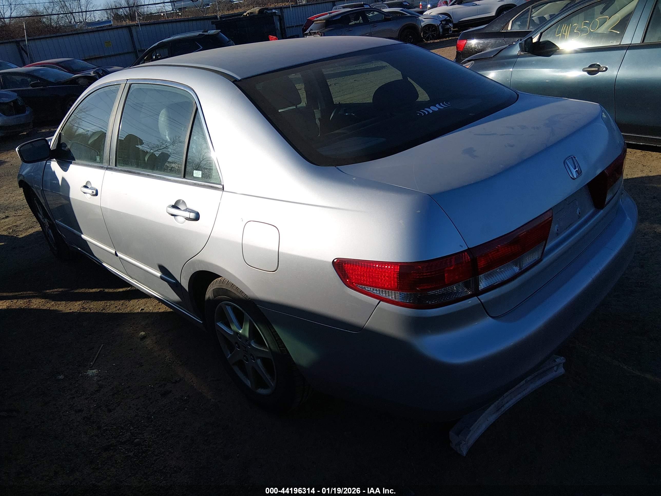 HONDA ACCORD image 3