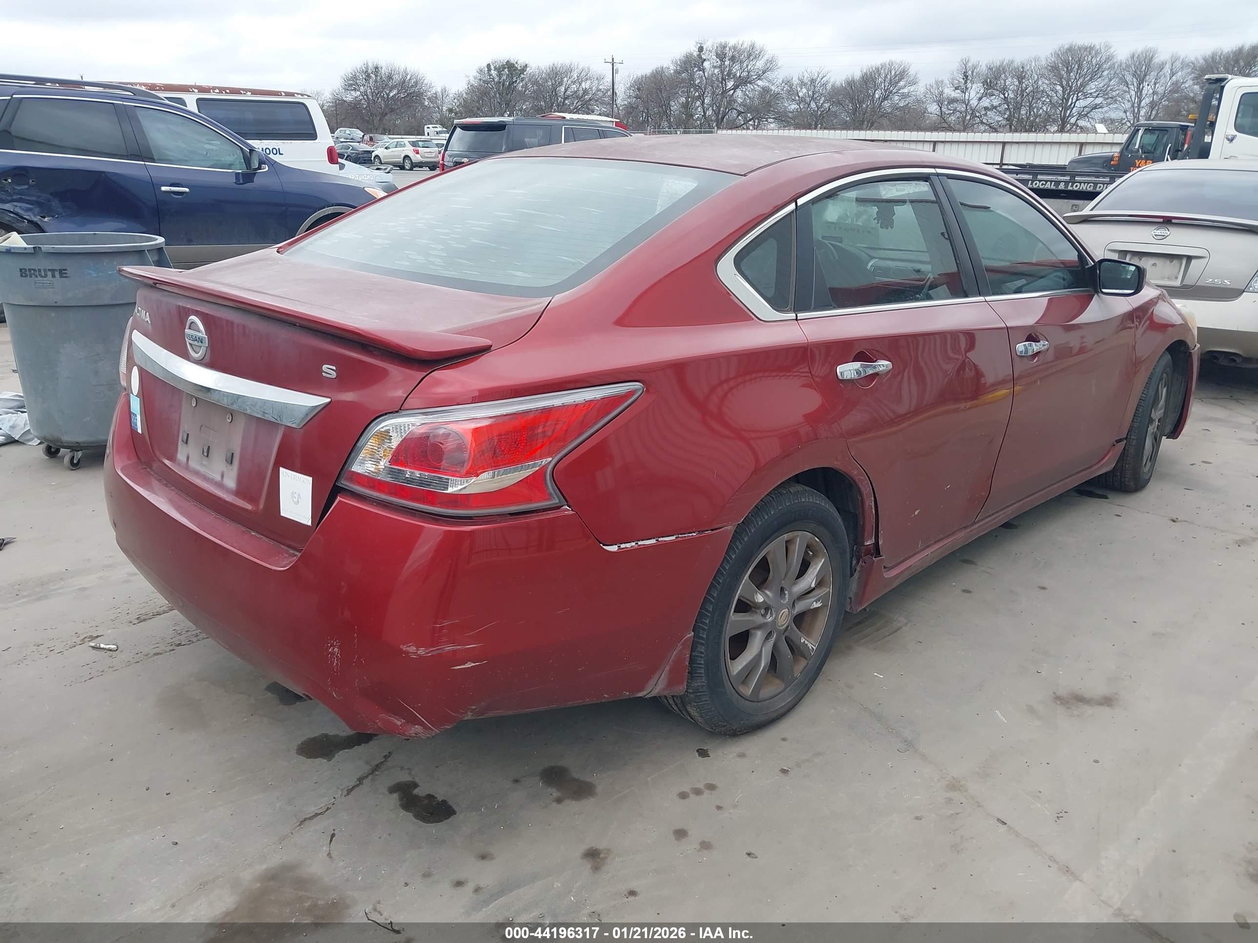 NISSAN ALTIMA image 4