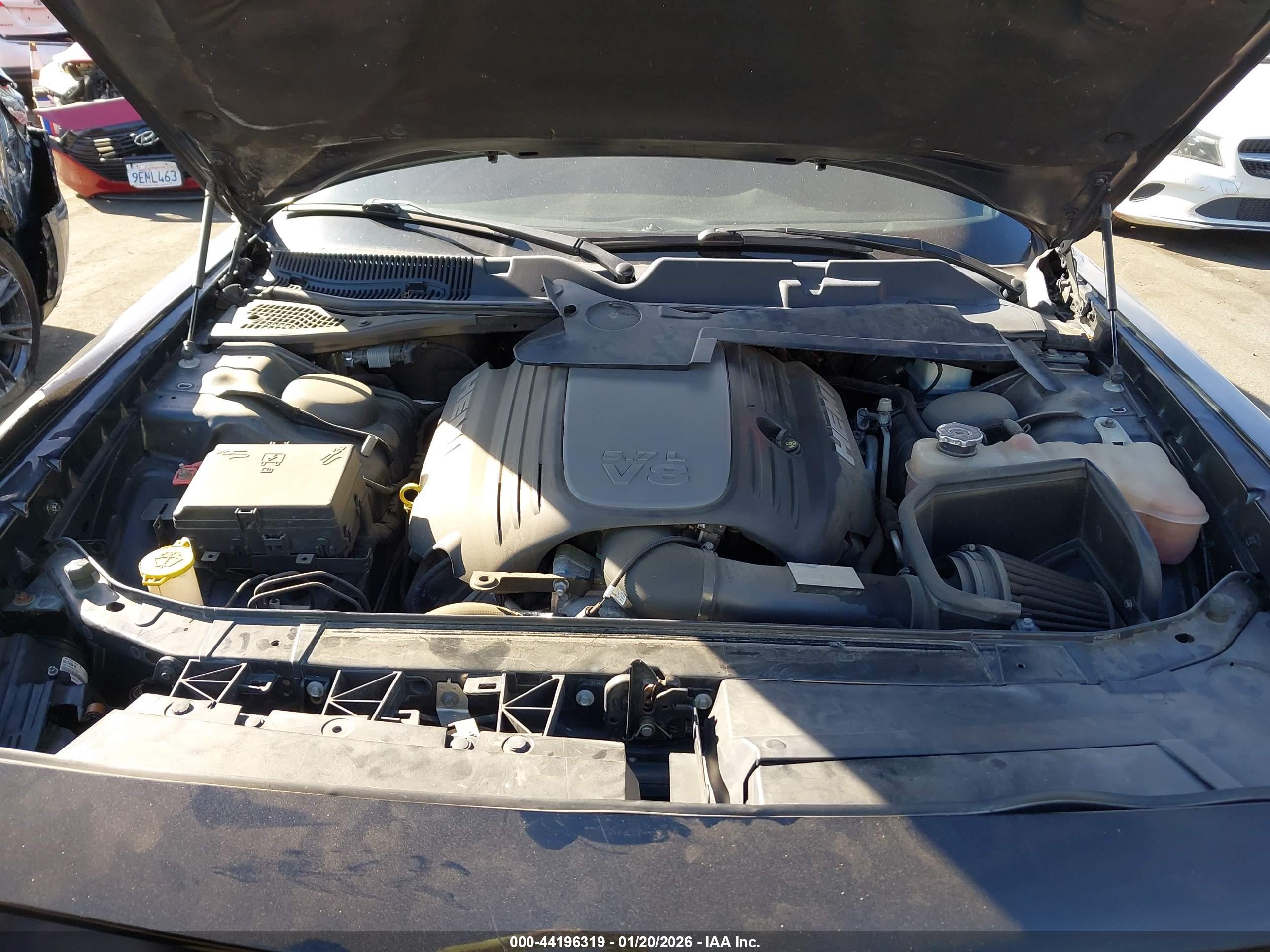 DODGE CHALLENGER image 10