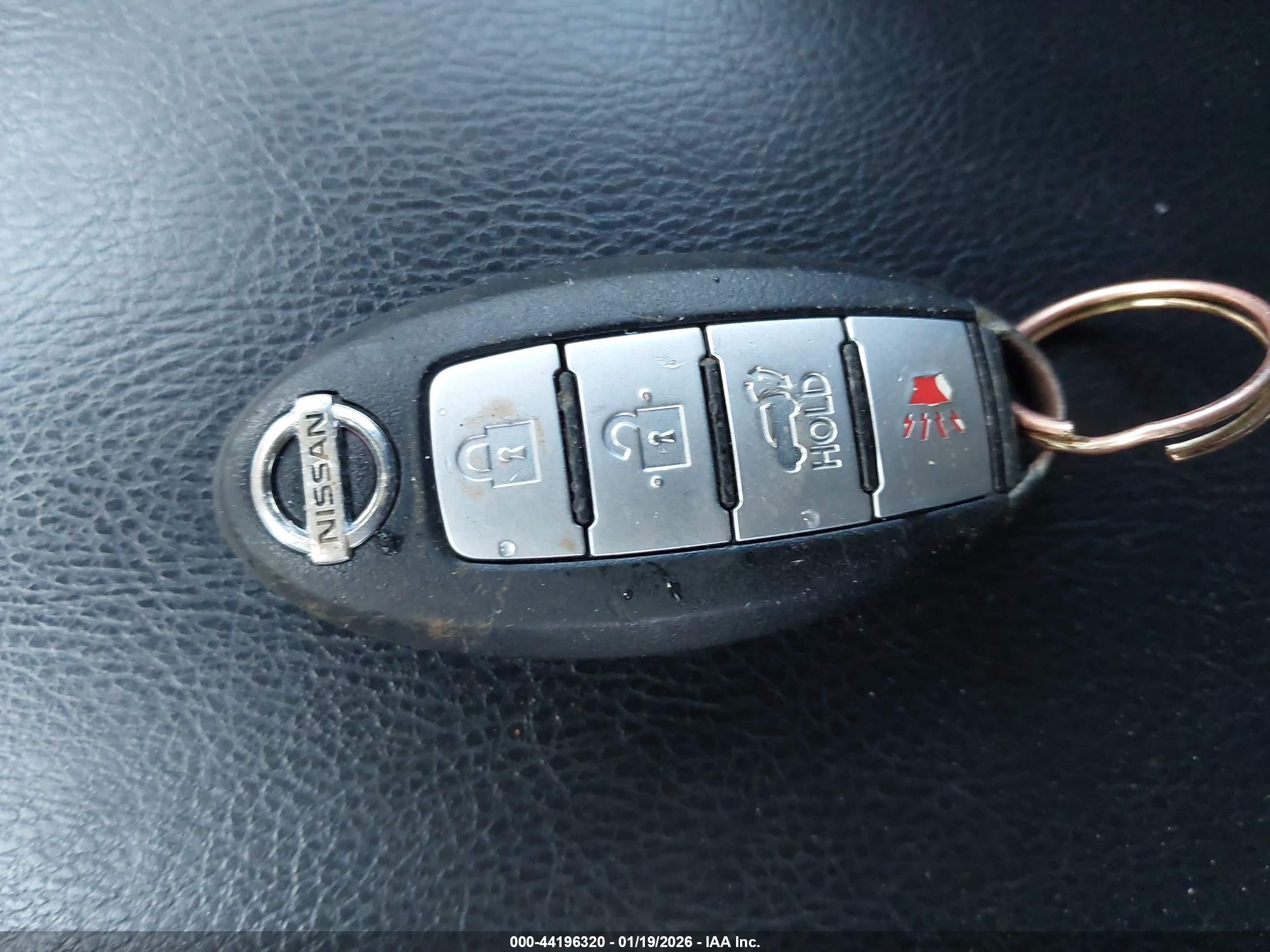 NISSAN ROGUE image 11