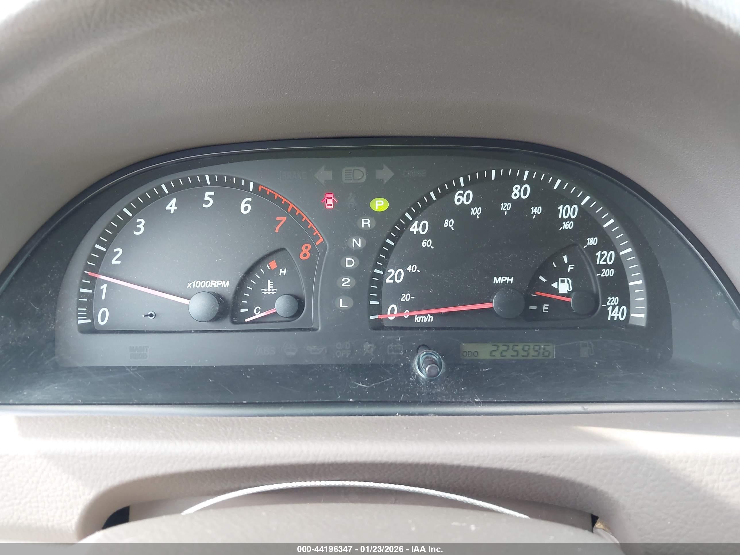 TOYOTA CAMRY image 7