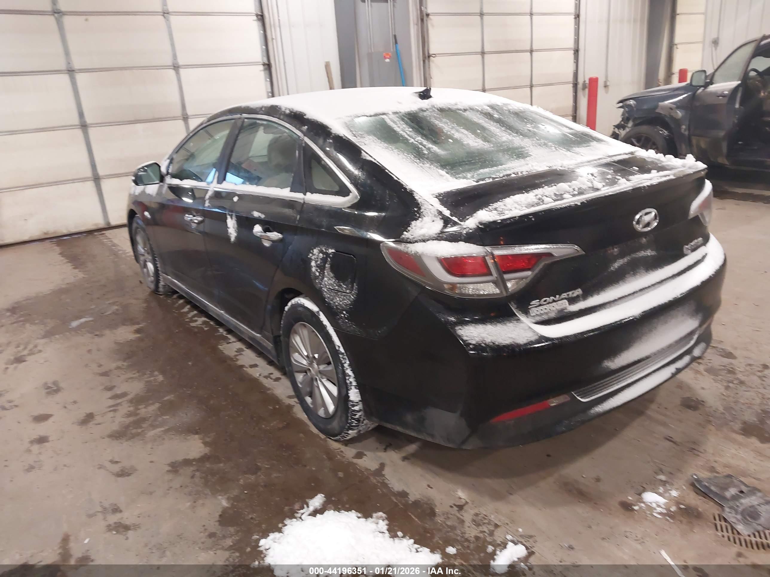 HYUNDAI SONATA image 3